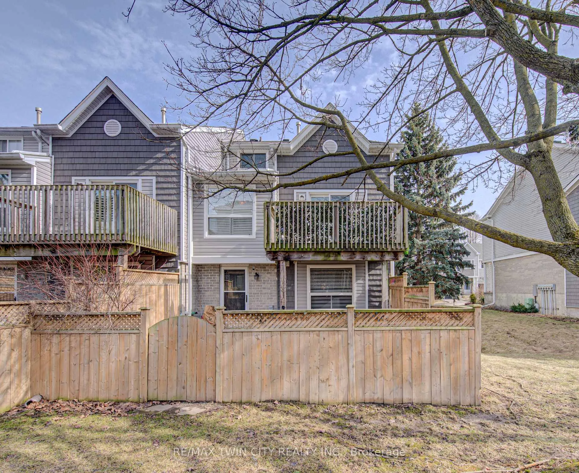 Photo 25 of Unit 12, 54 Green Valley Drive, Kitchener — HOMEH