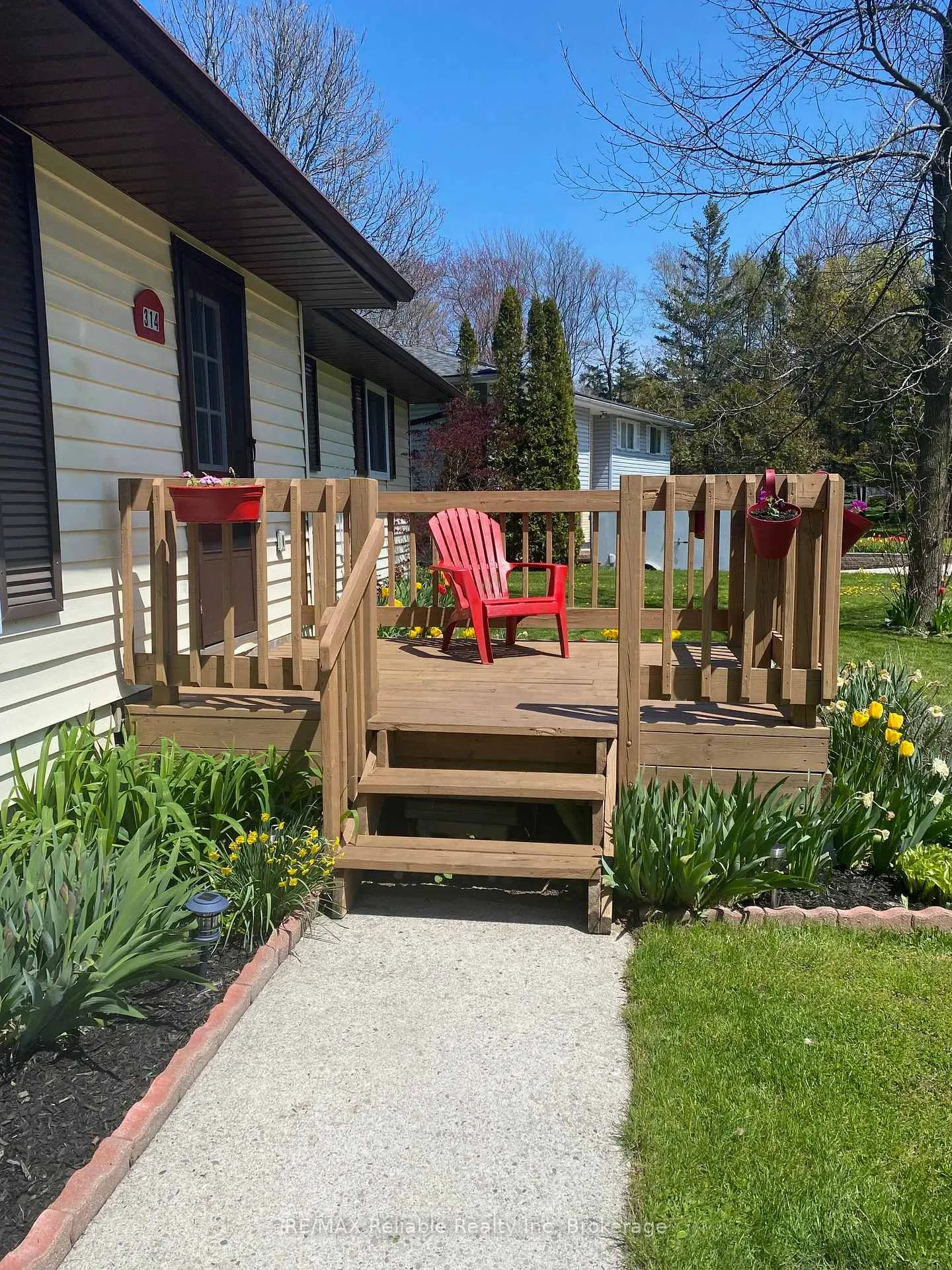 Photo 3 of 314 Tyendinaga Road, Huron-Kinloss — HOMEH