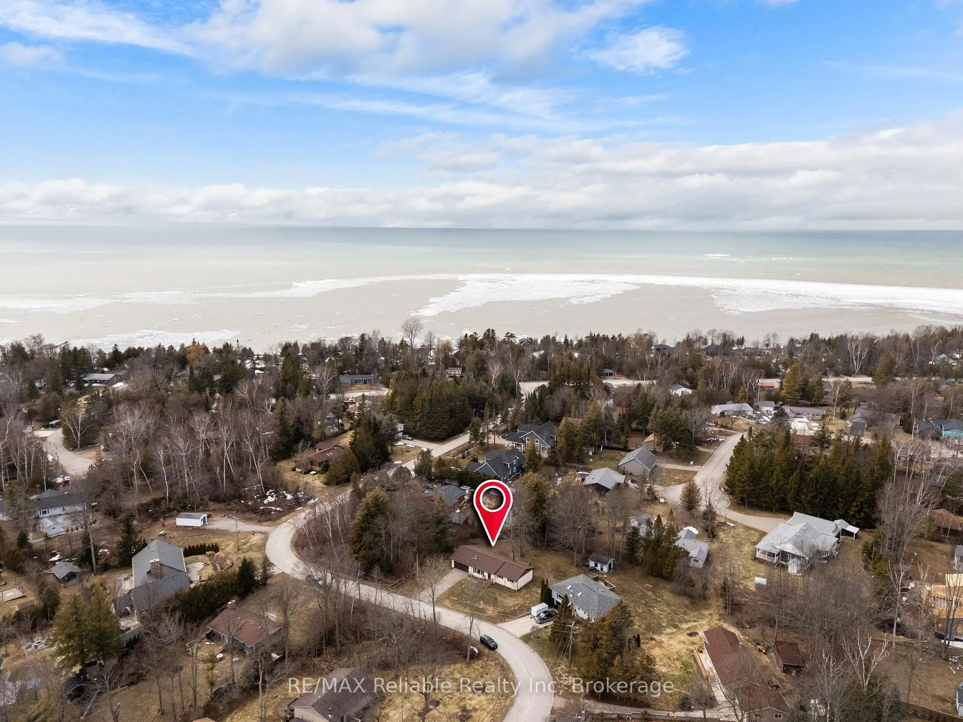 Photo 6 of 314 Tyendinaga Road, Huron-Kinloss — HOMEH