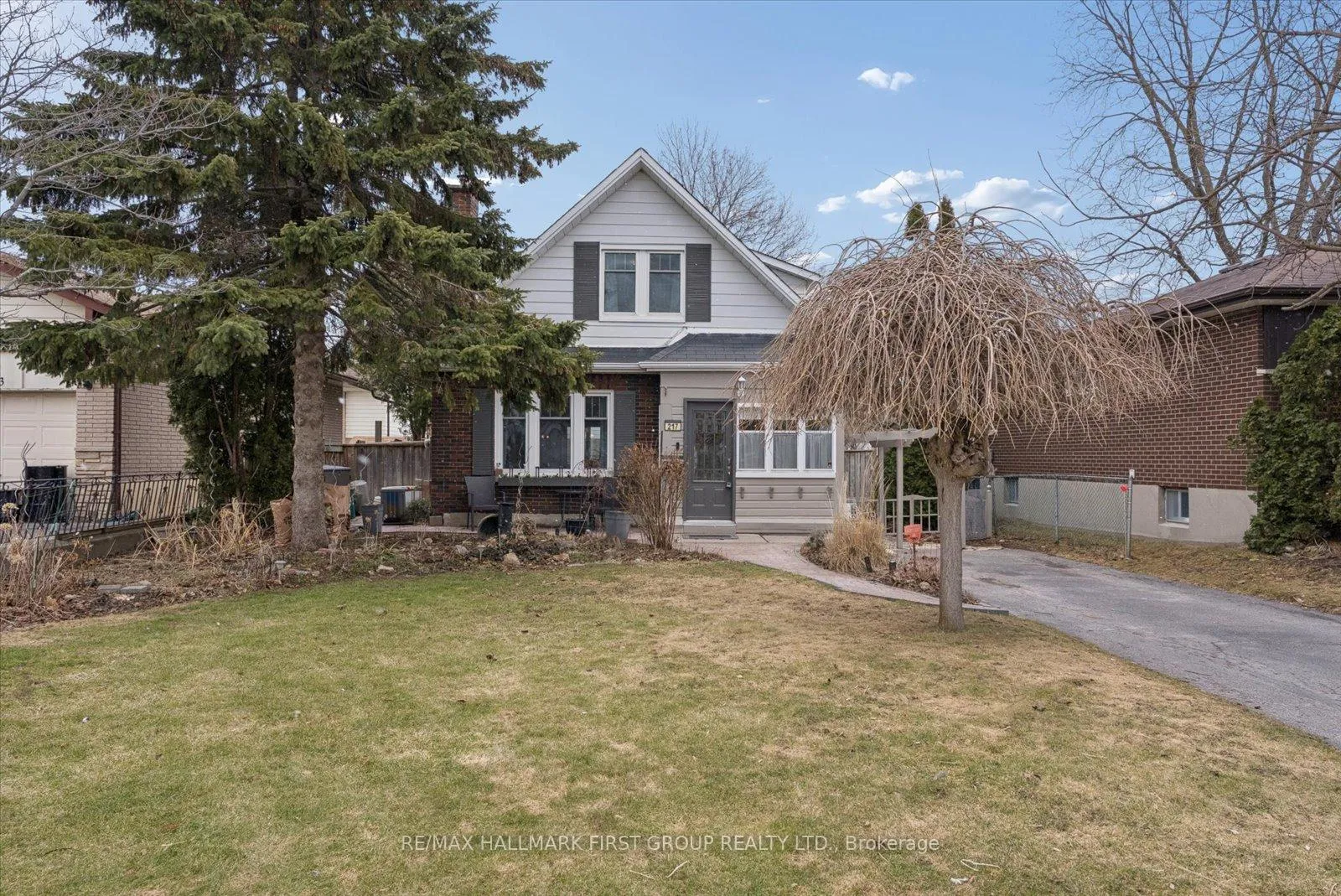 Photo 1 of 217 Farewell Street, Oshawa, Donevan — HOMEH