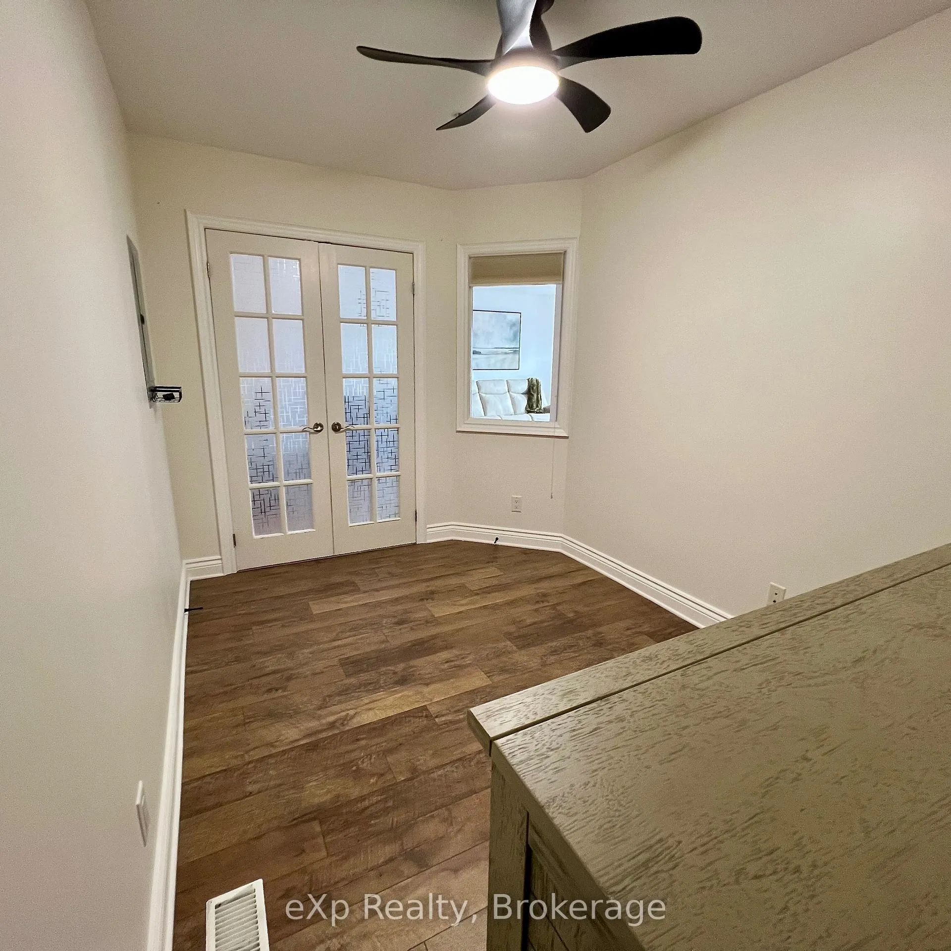 Photo 18 of Unit B/311, 10 Kimberley Avenue, Bracebridge, Macaulay — HOMEH