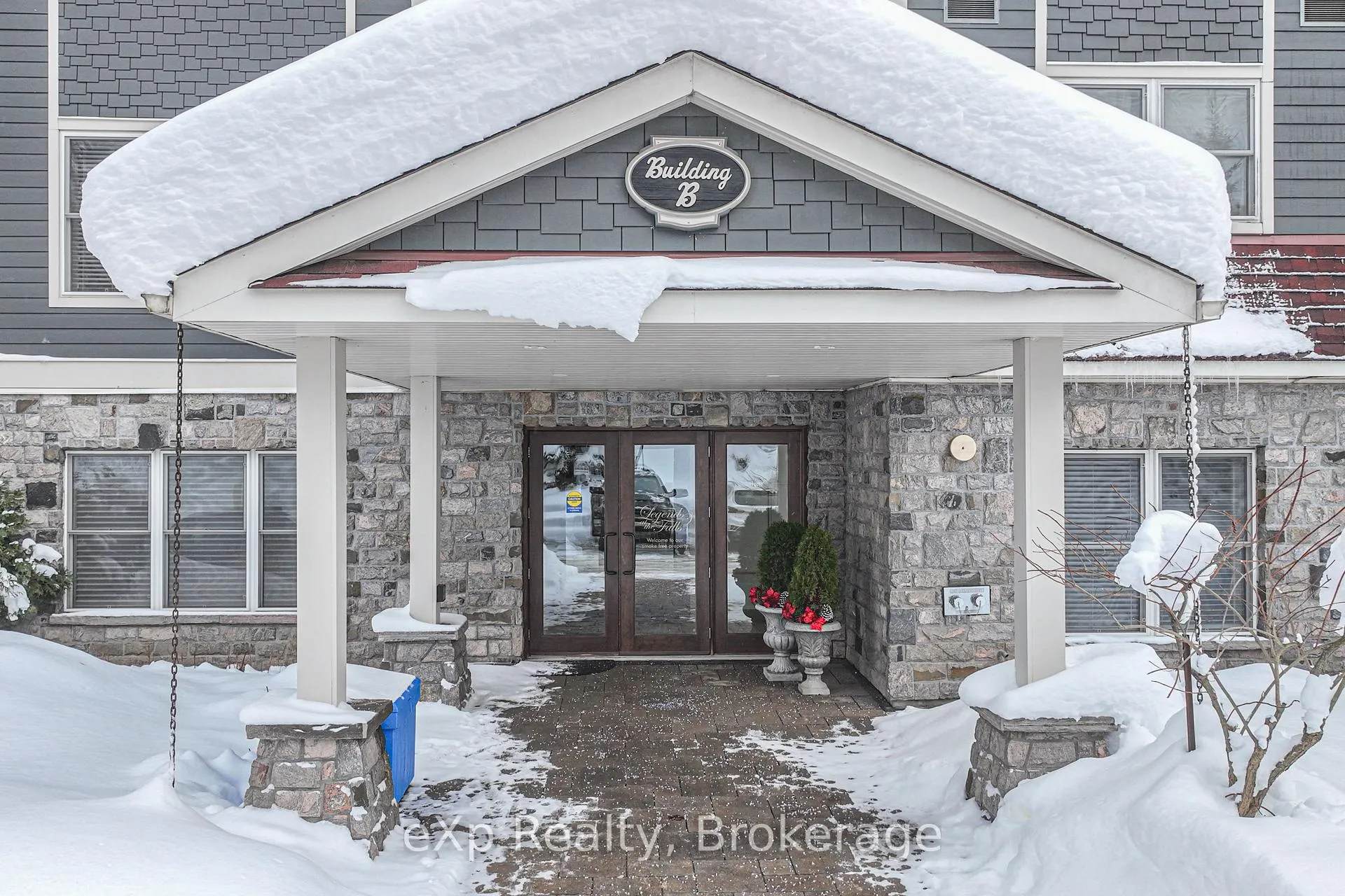 Photo 19 of Unit B/311, 10 Kimberley Avenue, Bracebridge, Macaulay — HOMEH