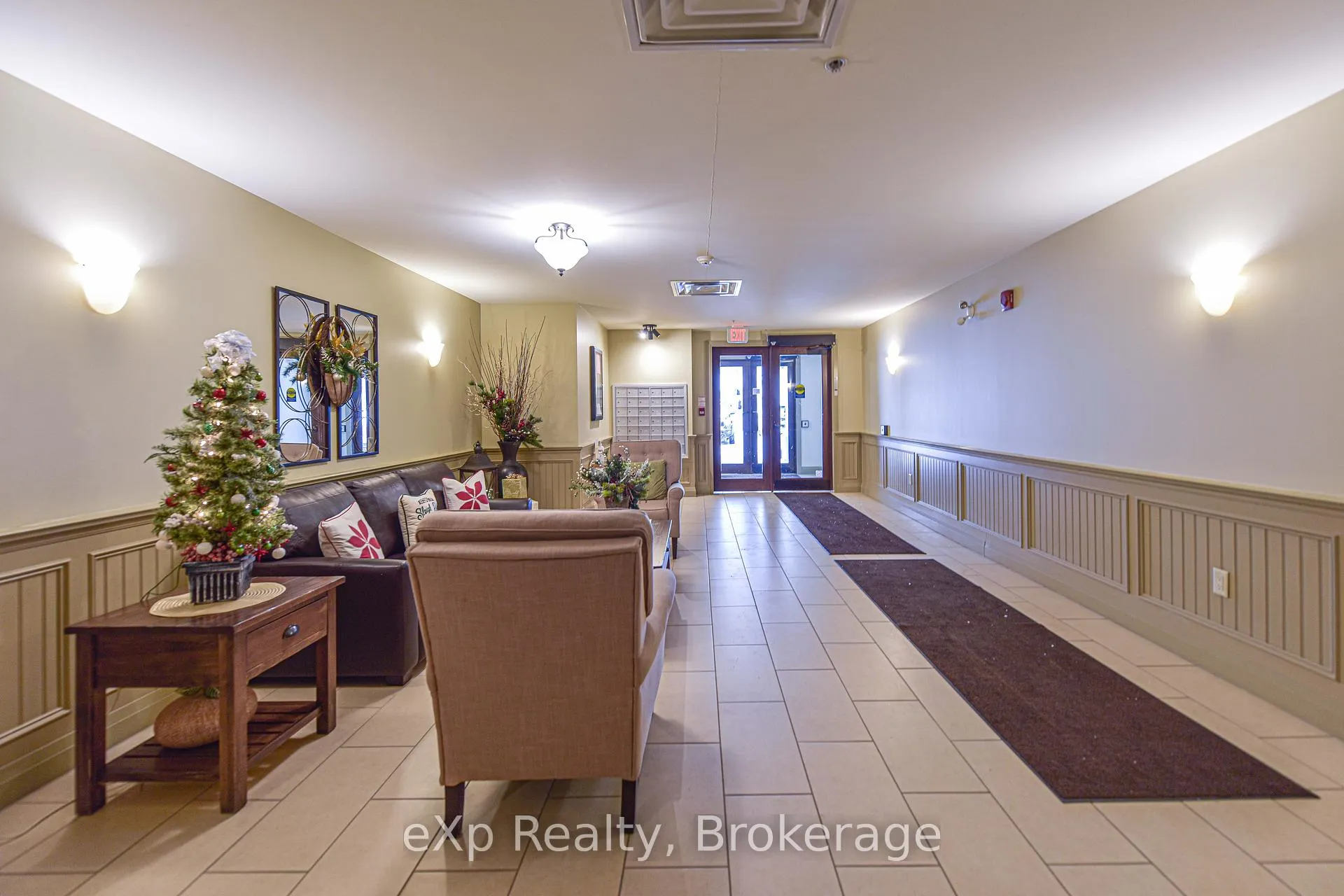 Photo 20 of Unit B/311, 10 Kimberley Avenue, Bracebridge, Macaulay — HOMEH