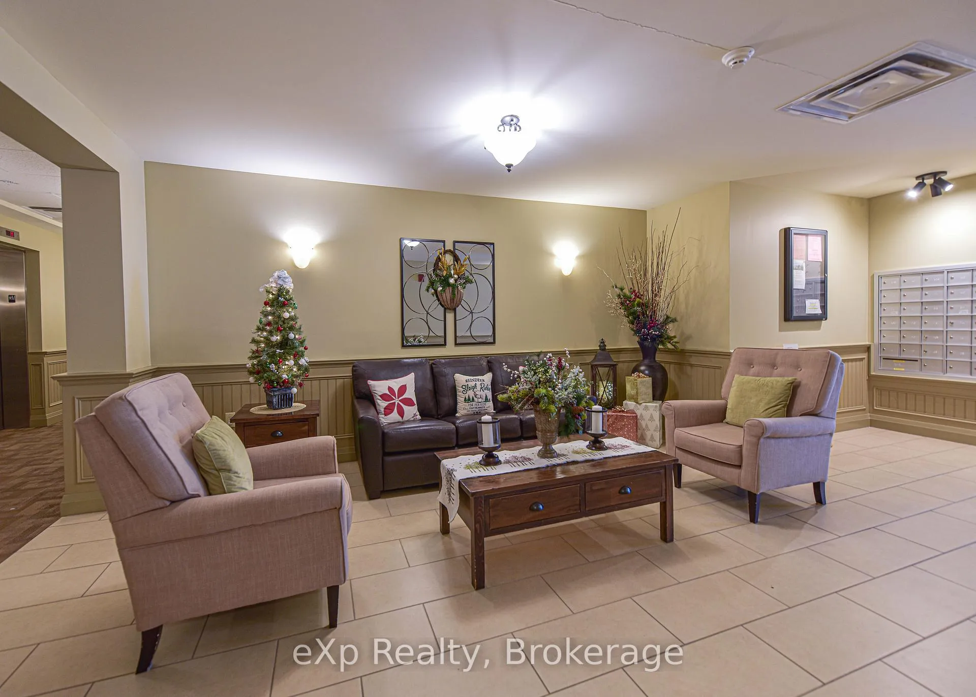 Photo 21 of Unit B/311, 10 Kimberley Avenue, Bracebridge, Macaulay — HOMEH