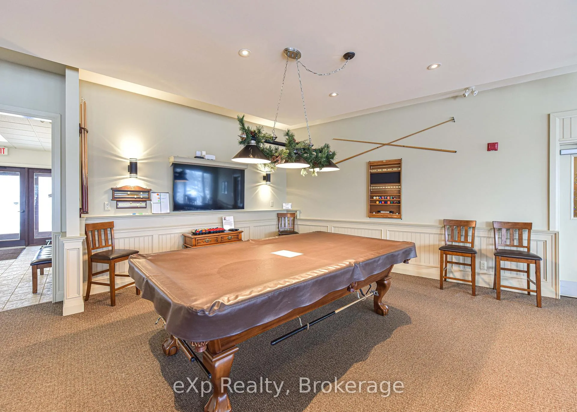 Photo 23 of Unit B/311, 10 Kimberley Avenue, Bracebridge, Macaulay — HOMEH