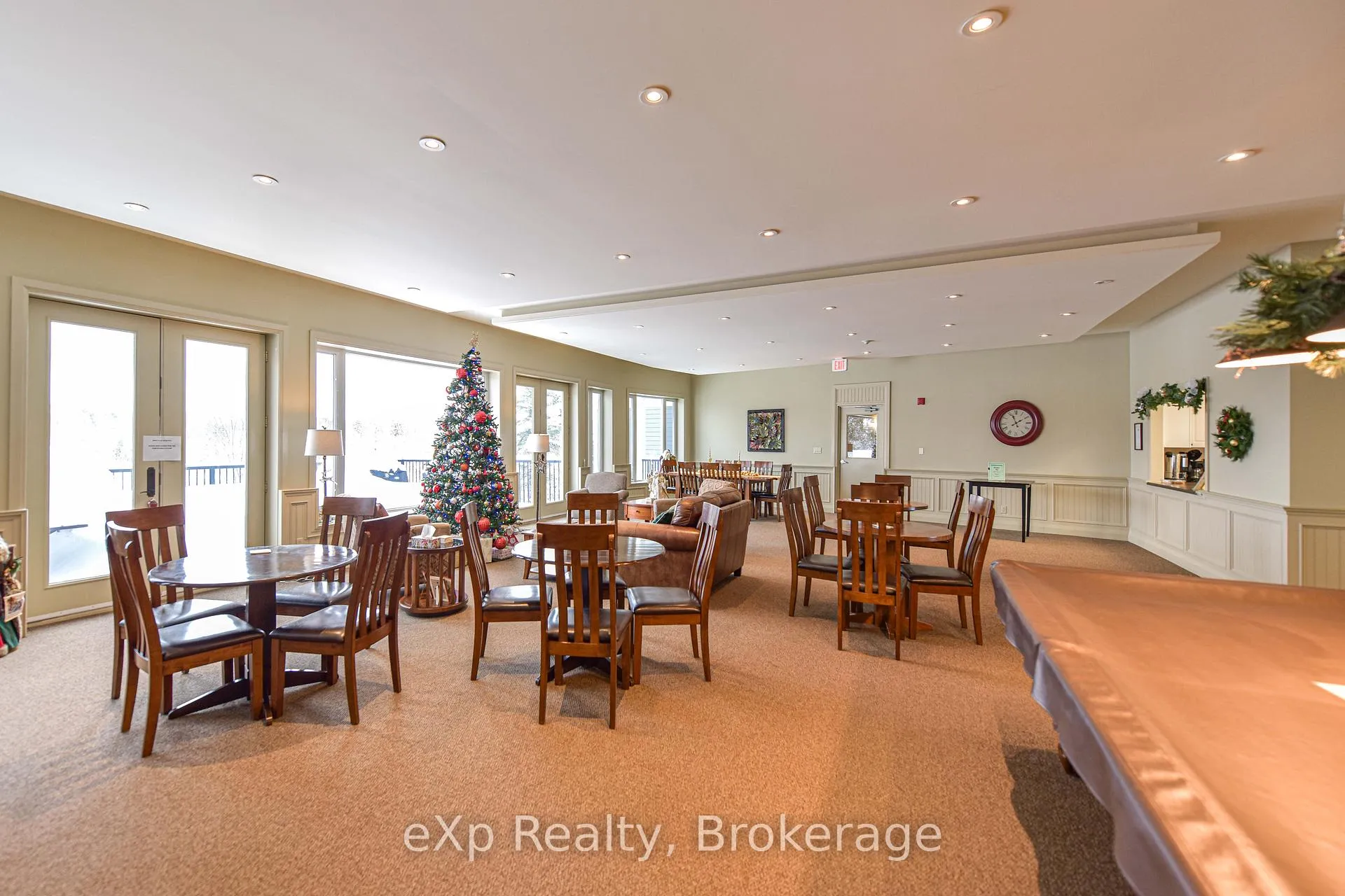 Photo 24 of Unit B/311, 10 Kimberley Avenue, Bracebridge, Macaulay — HOMEH