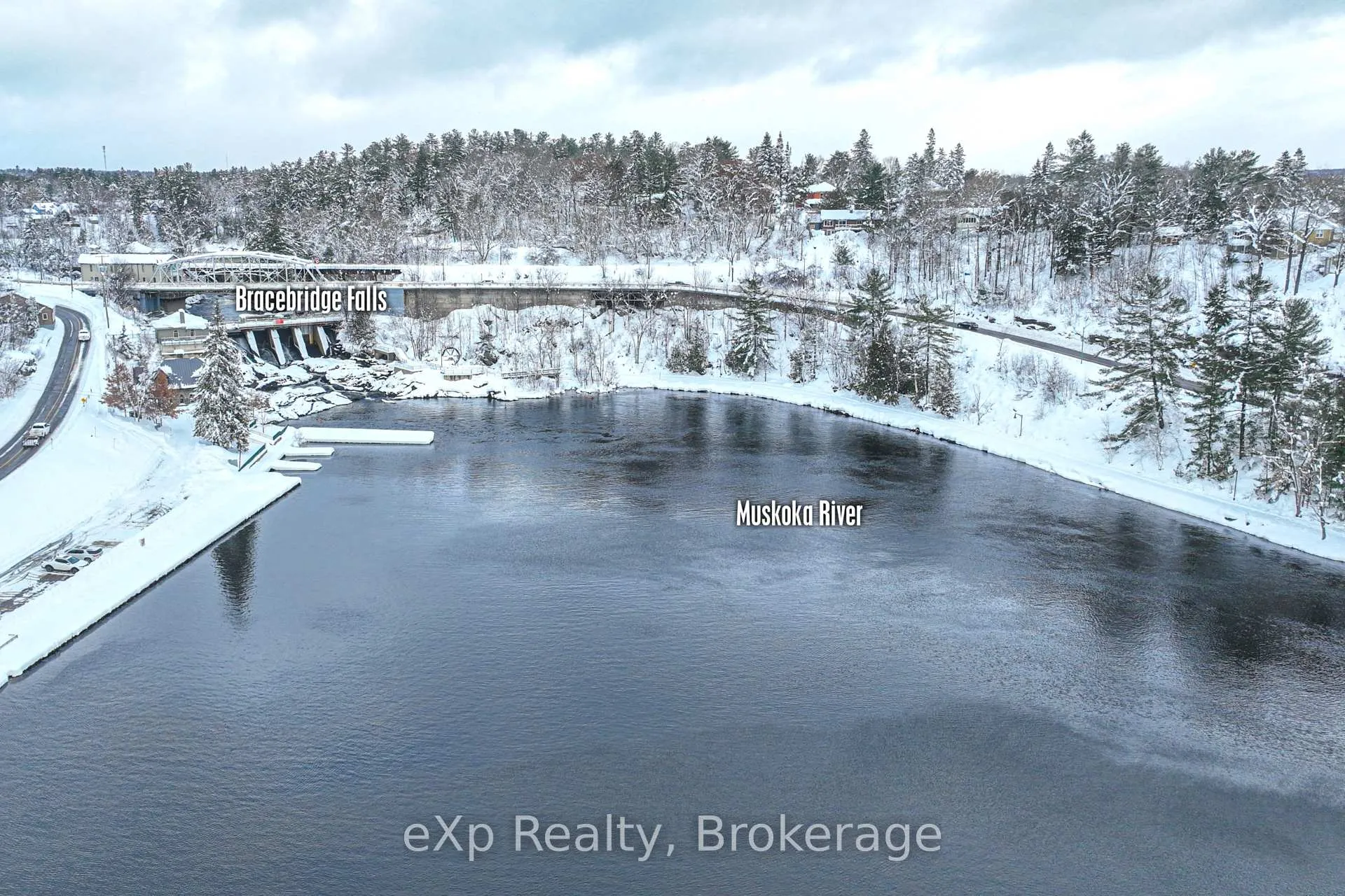 Photo 33 of Unit B/311, 10 Kimberley Avenue, Bracebridge, Macaulay — HOMEH