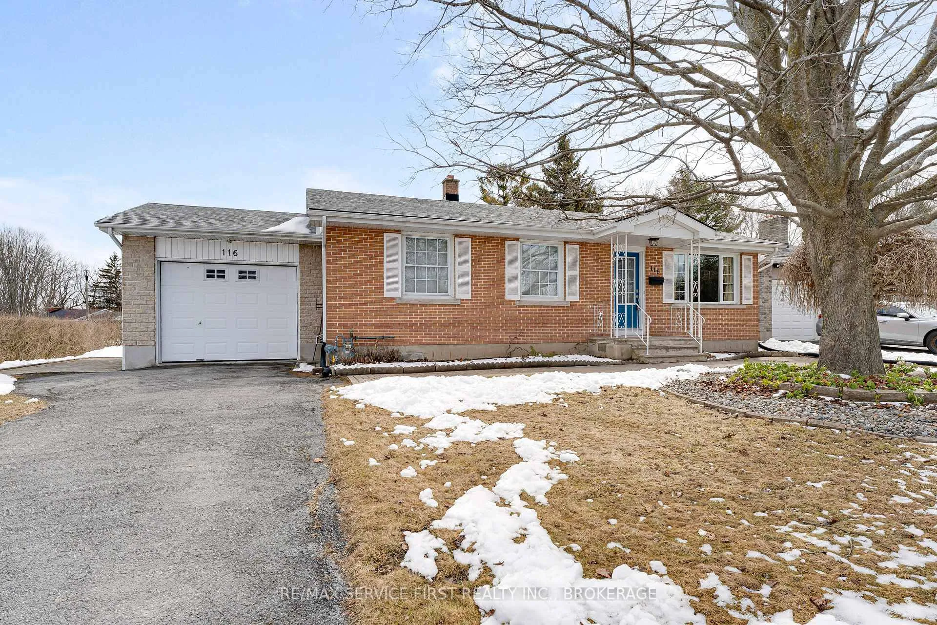 Photo 1 of 116 Cairn Grove, Kingston, City Southwest — HOMEH