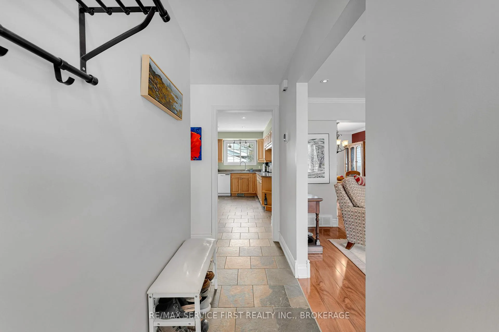 Photo 5 of 116 Cairn Grove, Kingston, City Southwest — HOMEH