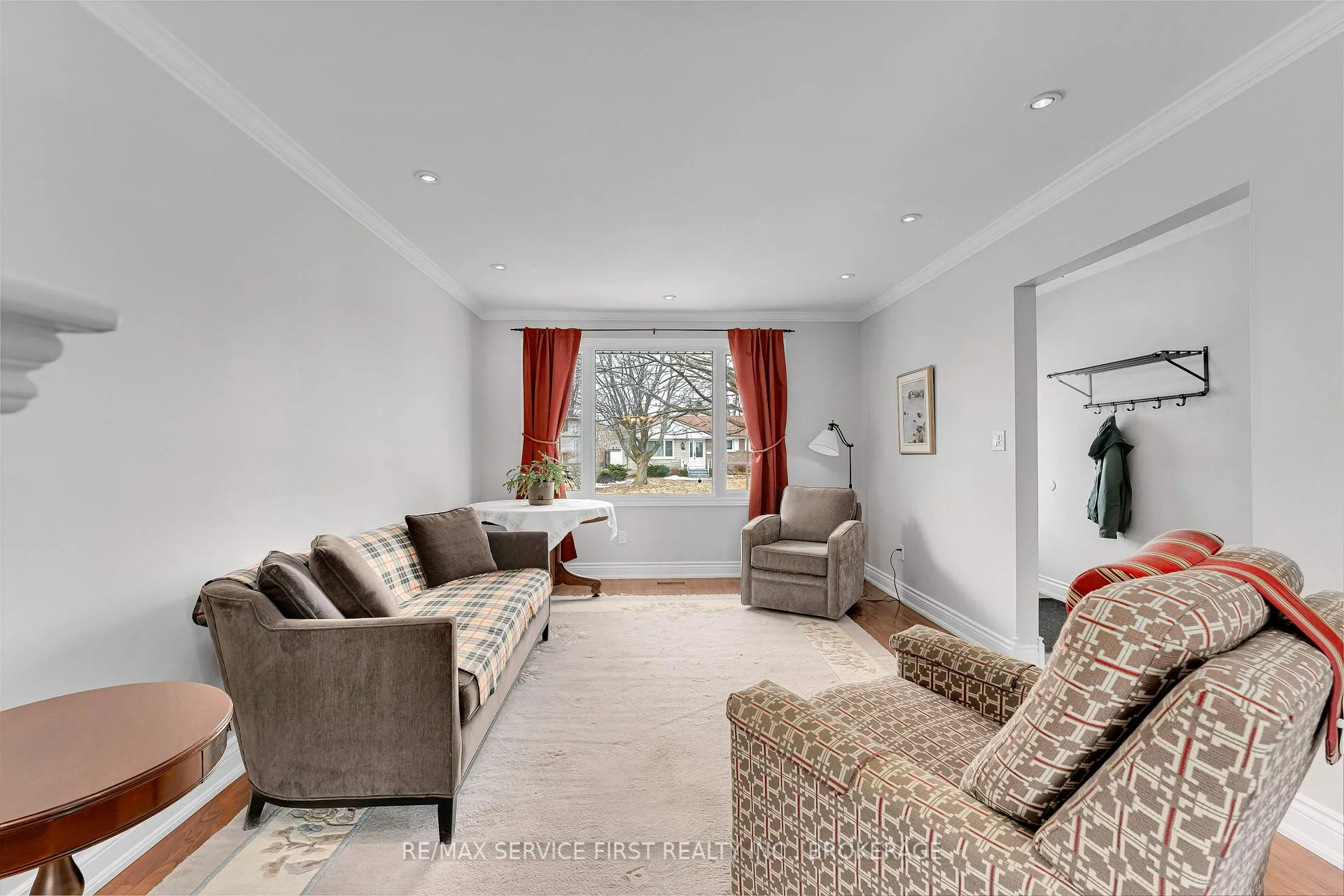 Photo 8 of 116 Cairn Grove, Kingston, City Southwest — HOMEH