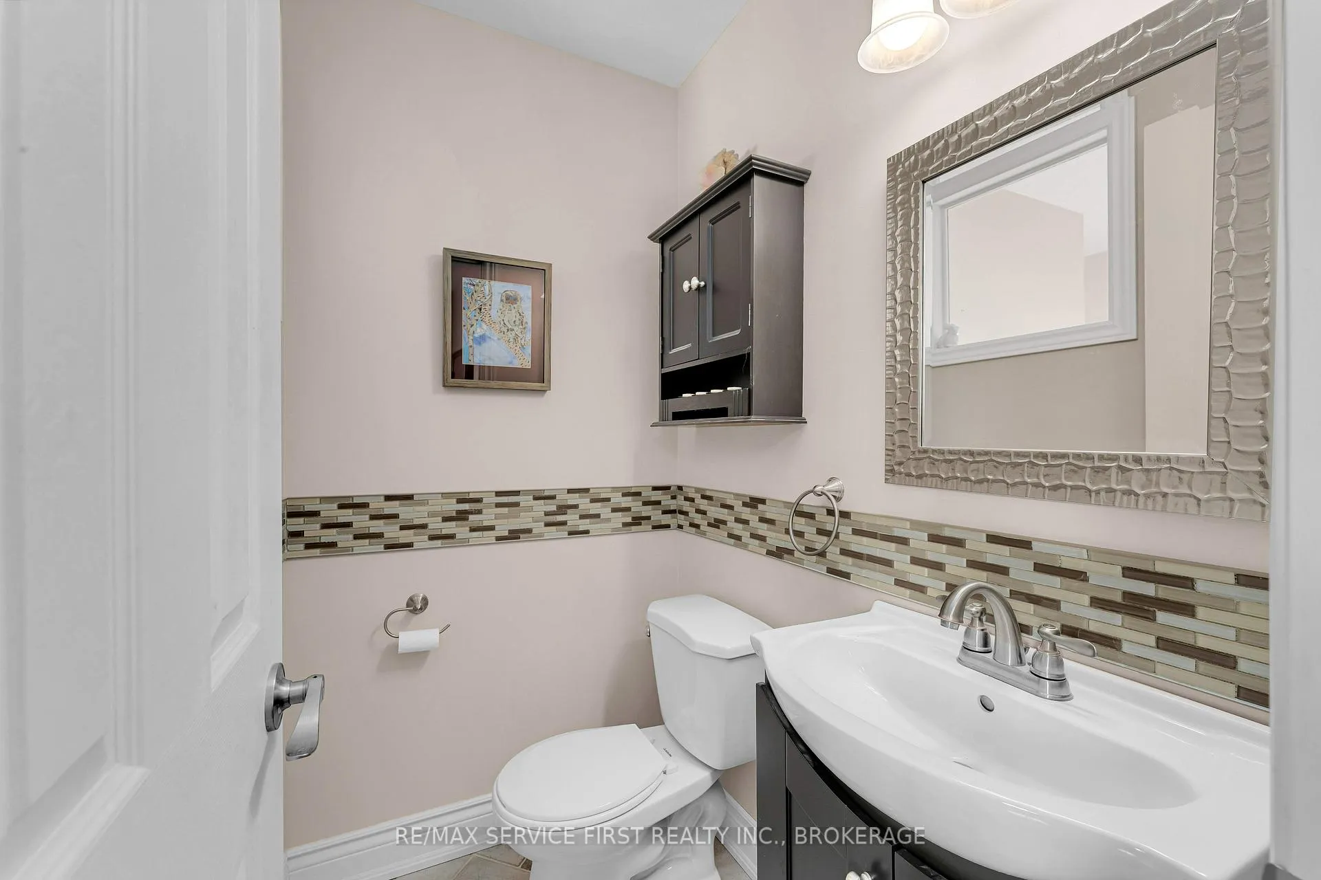 Photo 18 of 116 Cairn Grove, Kingston, City Southwest — HOMEH
