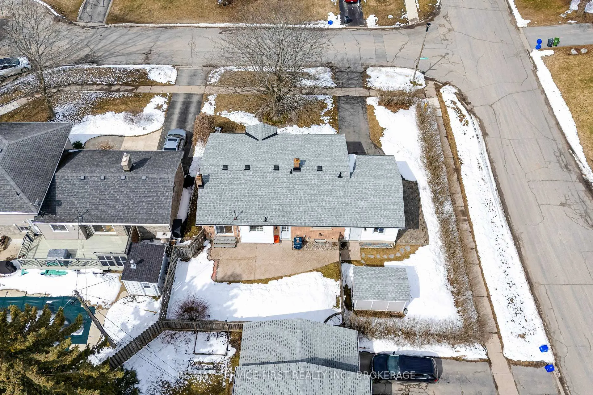 Photo 38 of 116 Cairn Grove, Kingston, City Southwest — HOMEH