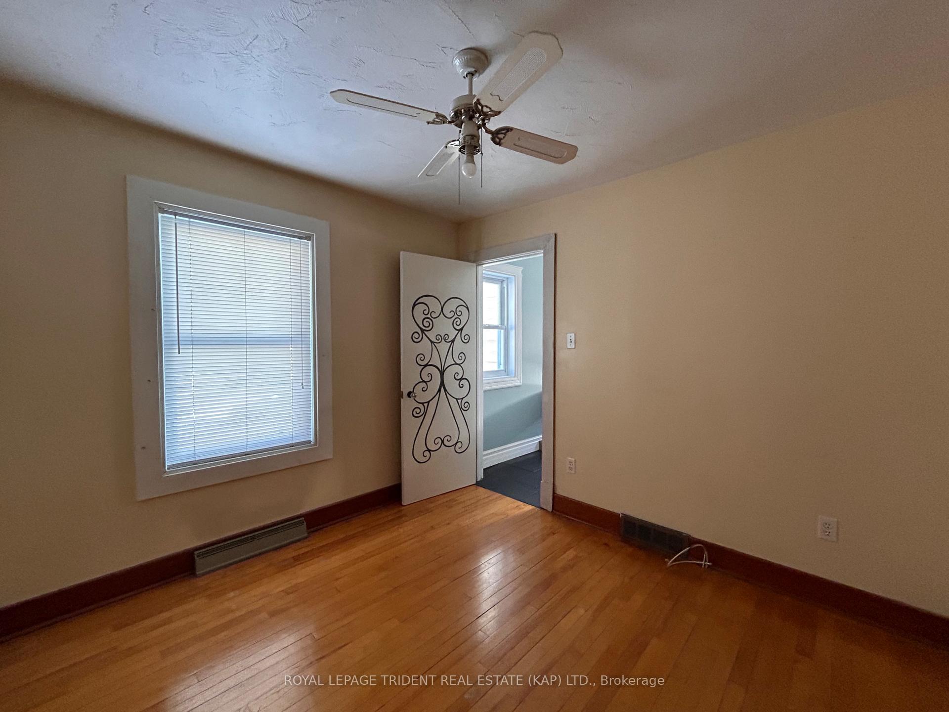 Photo 16 of 24 Aurora Avenue, Kapuskasing — HOMEH