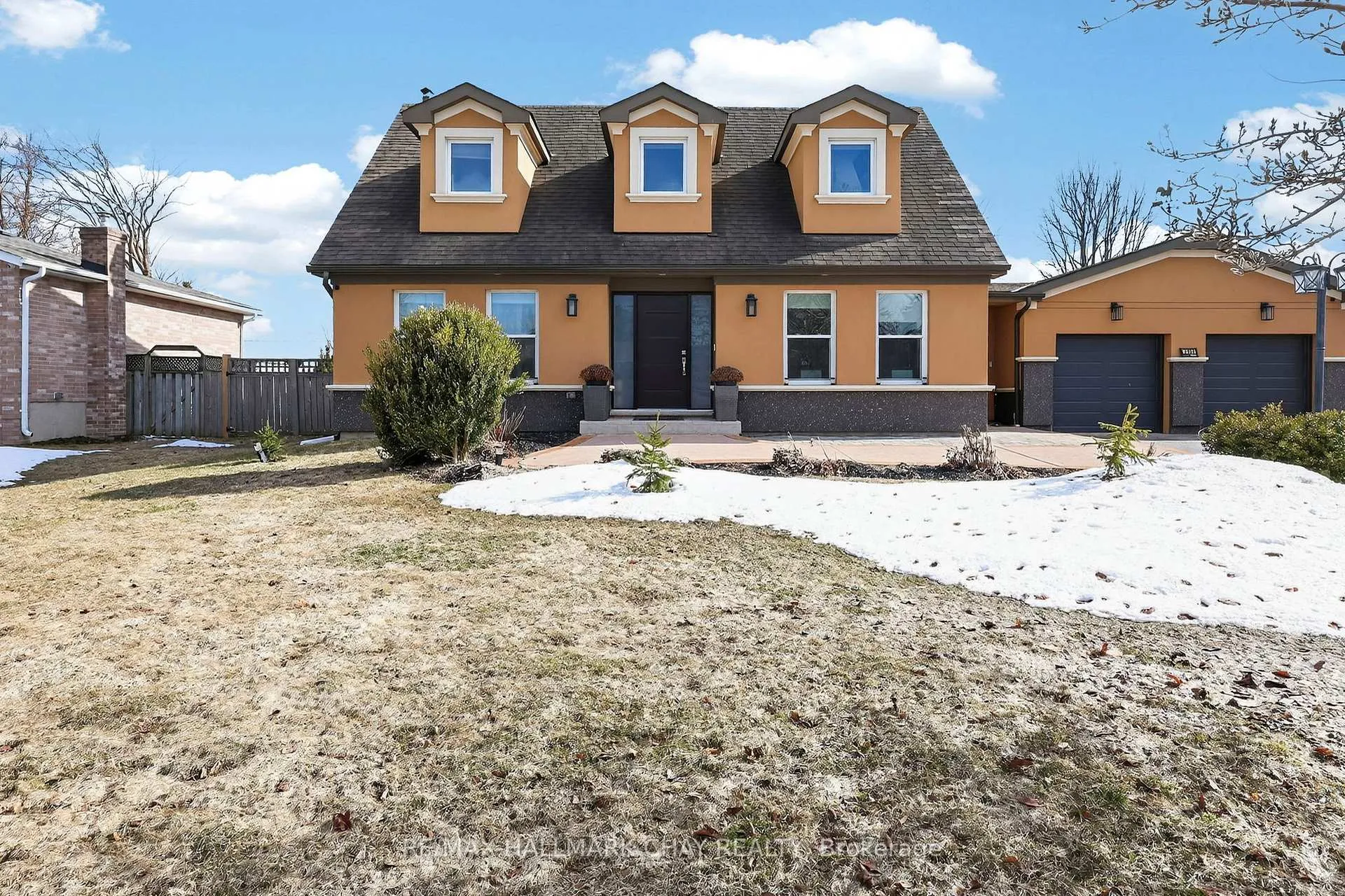 Photo 2 of 2151 Hughes Drive, Innisfil, Gilford — HOMEH