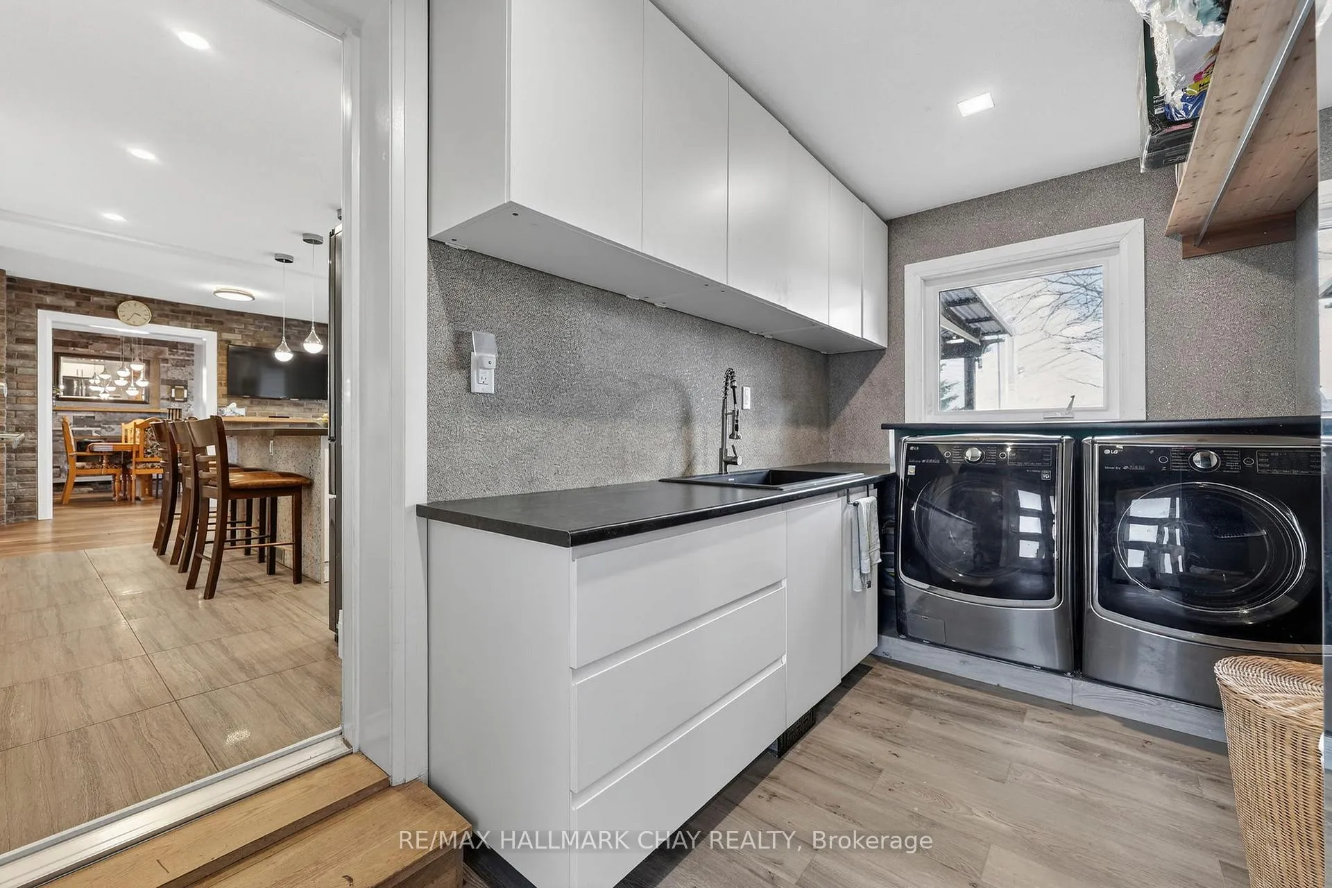 Photo 12 of 2151 Hughes Drive, Innisfil, Gilford — HOMEH