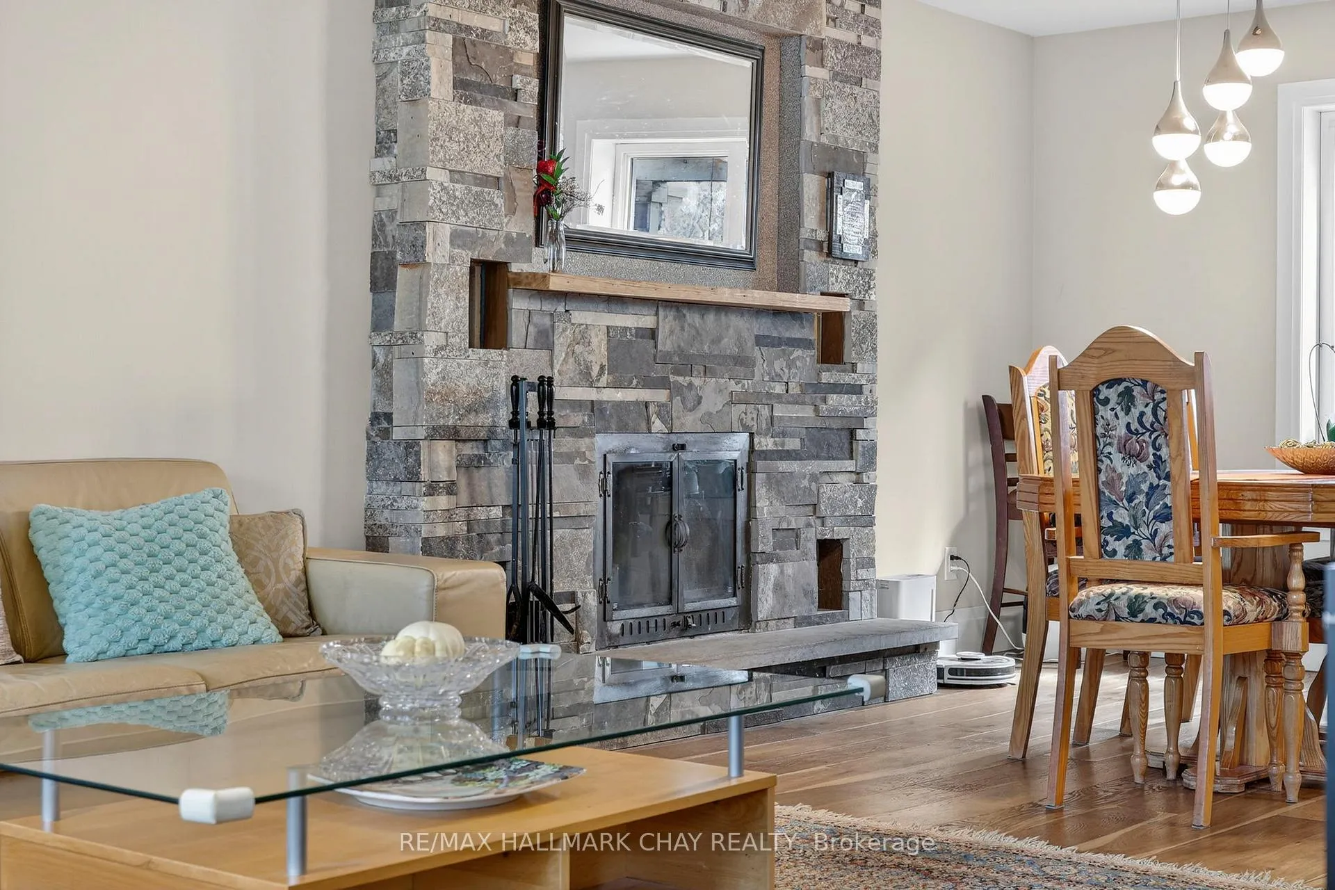Photo 18 of 2151 Hughes Drive, Innisfil, Gilford — HOMEH