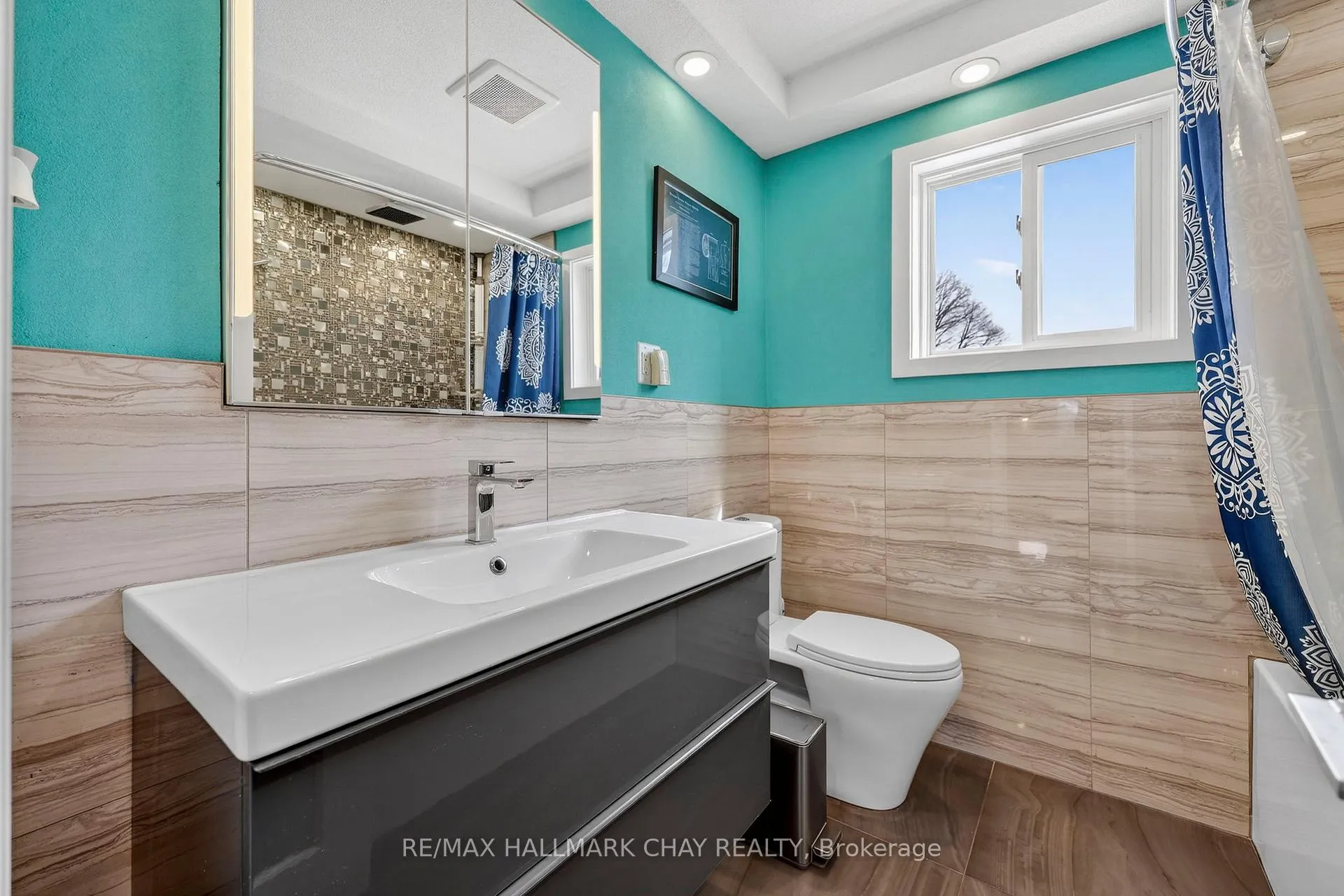 Photo 28 of 2151 Hughes Drive, Innisfil, Gilford — HOMEH