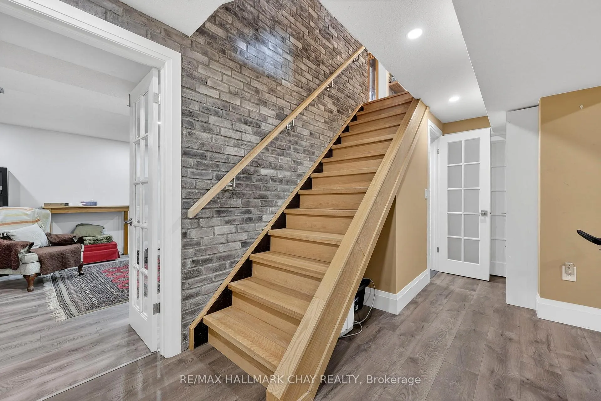 Photo 30 of 2151 Hughes Drive, Innisfil, Gilford — HOMEH
