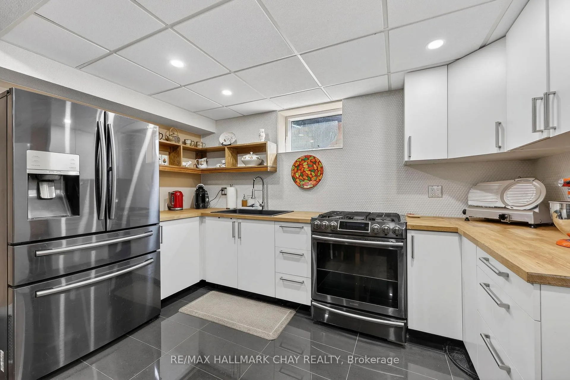 Photo 31 of 2151 Hughes Drive, Innisfil, Gilford — HOMEH