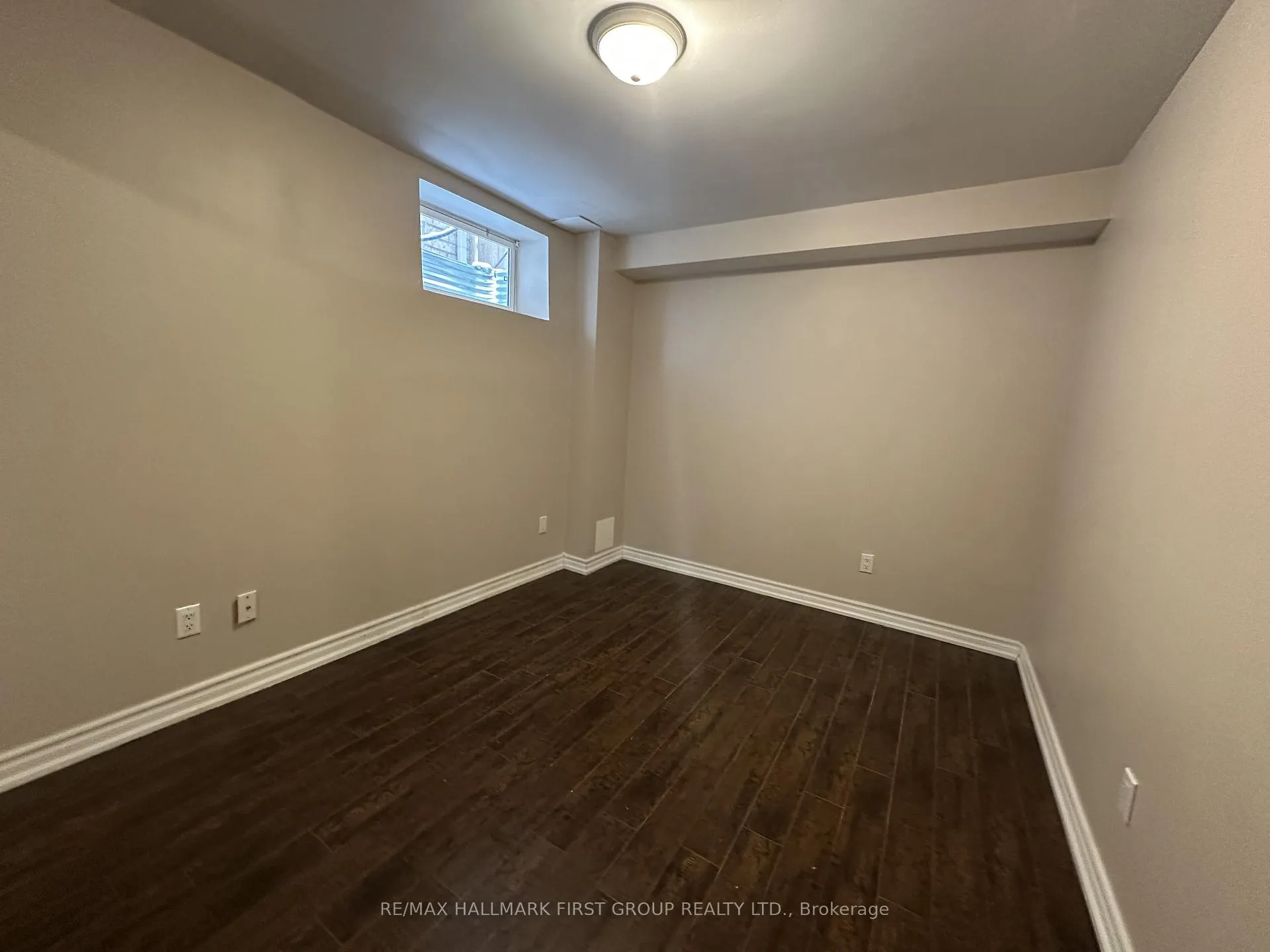 Photo 14 of Unit Lower, 3 Stackstone Road, Markham, Cornell — HOMEH