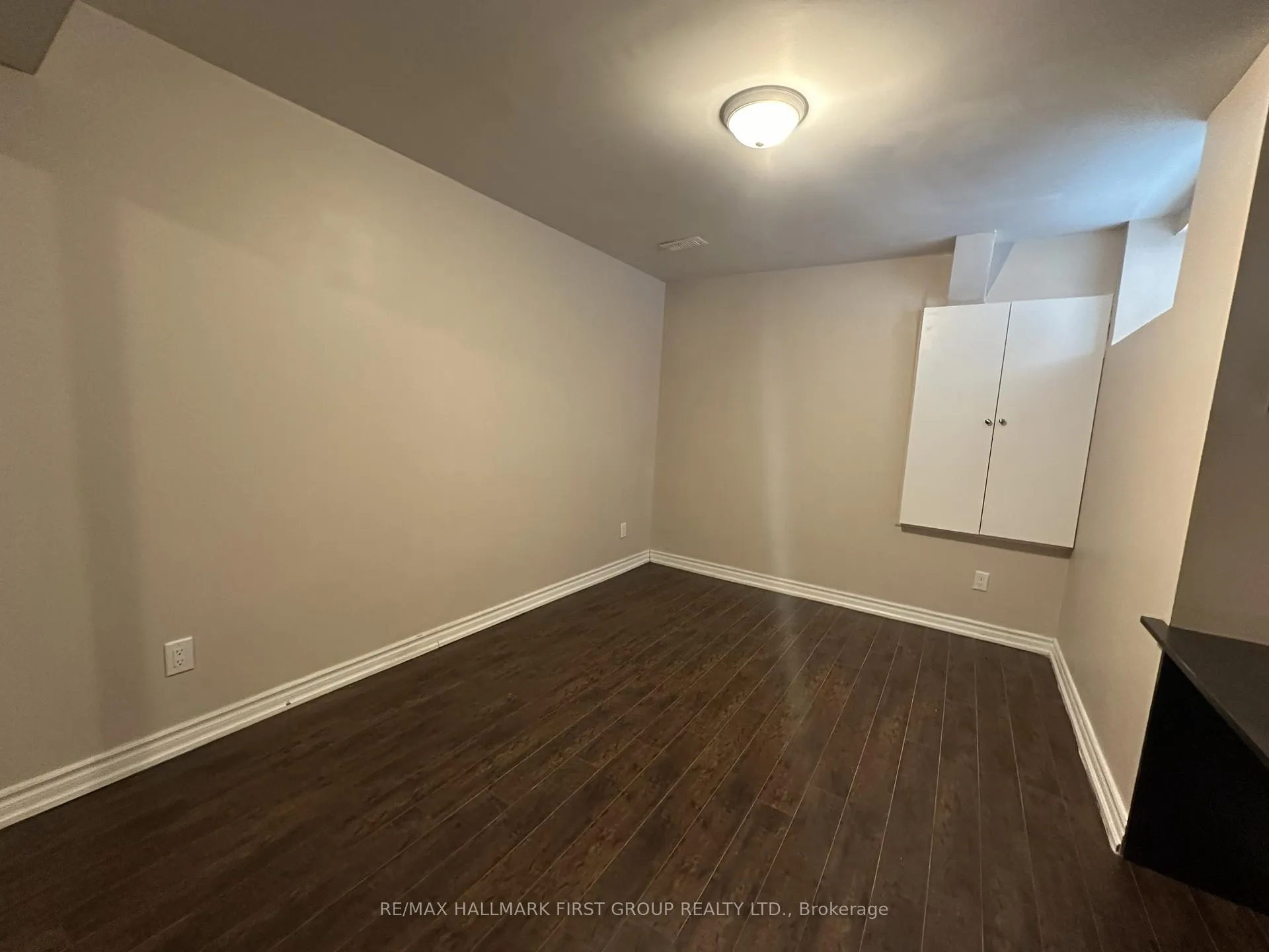 Photo 16 of Unit Lower, 3 Stackstone Road, Markham, Cornell — HOMEH