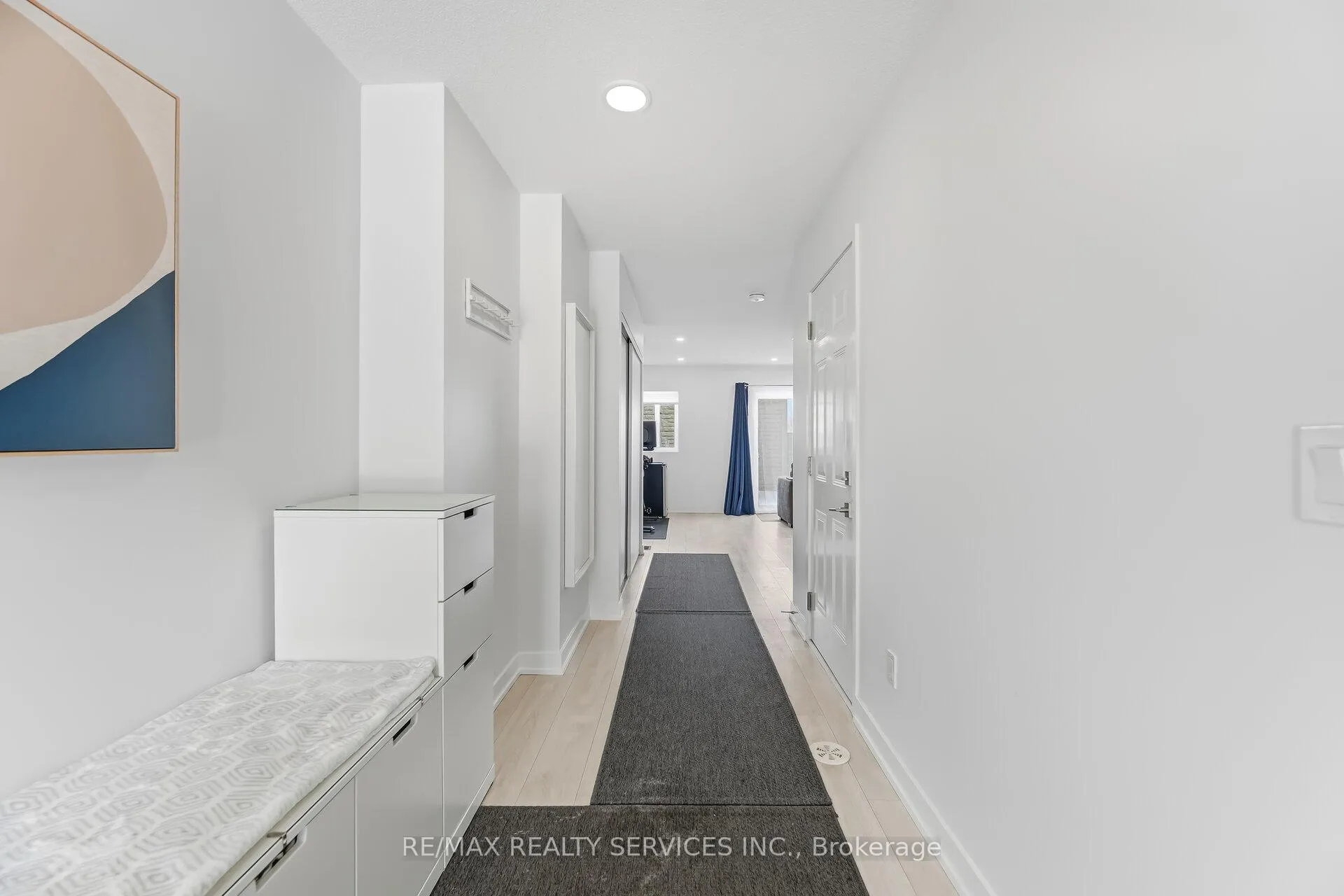 Photo 4 of Unit 80, 1121 Cooke Boulevard, Burlington, LaSalle — HOMEH