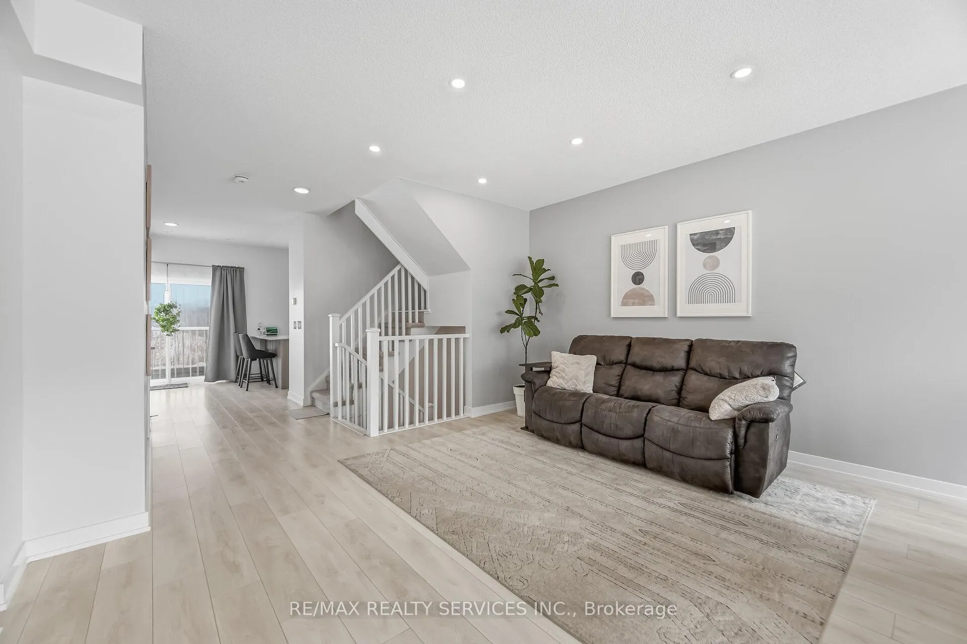 Photo 17 of Unit 80, 1121 Cooke Boulevard, Burlington, LaSalle — HOMEH