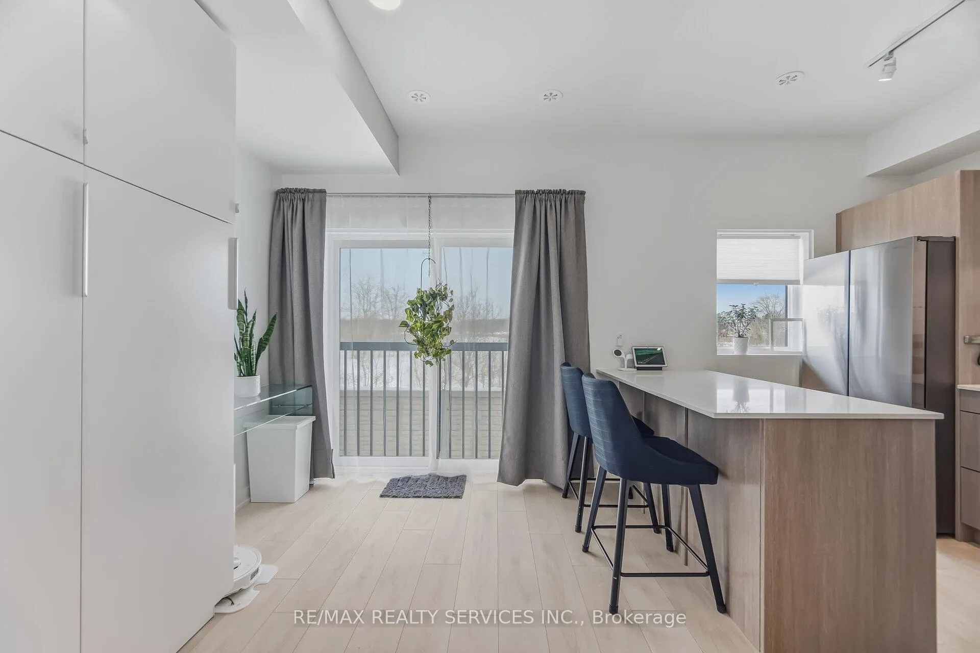 Photo 18 of Unit 80, 1121 Cooke Boulevard, Burlington, LaSalle — HOMEH