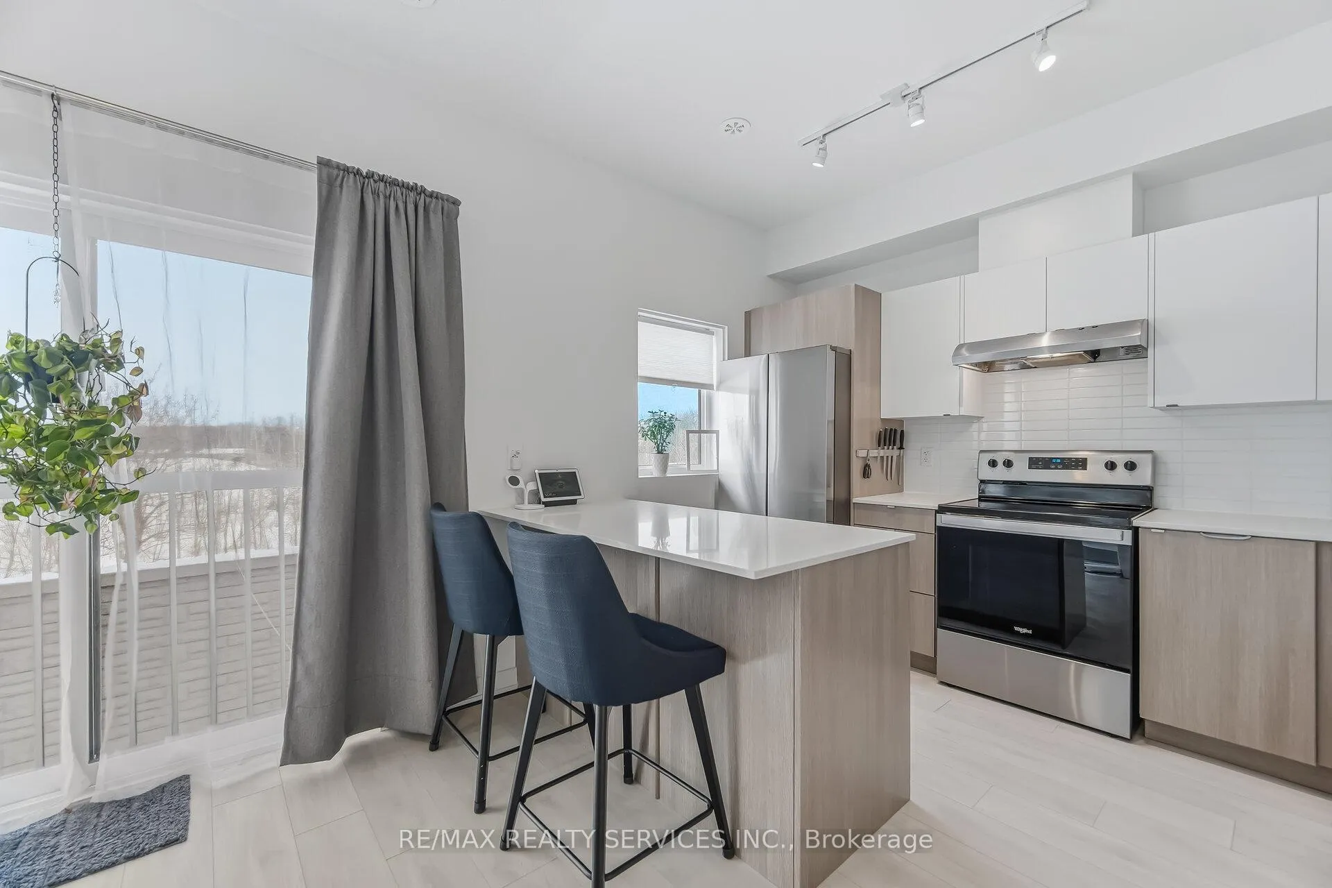 Photo 25 of Unit 80, 1121 Cooke Boulevard, Burlington, LaSalle — HOMEH