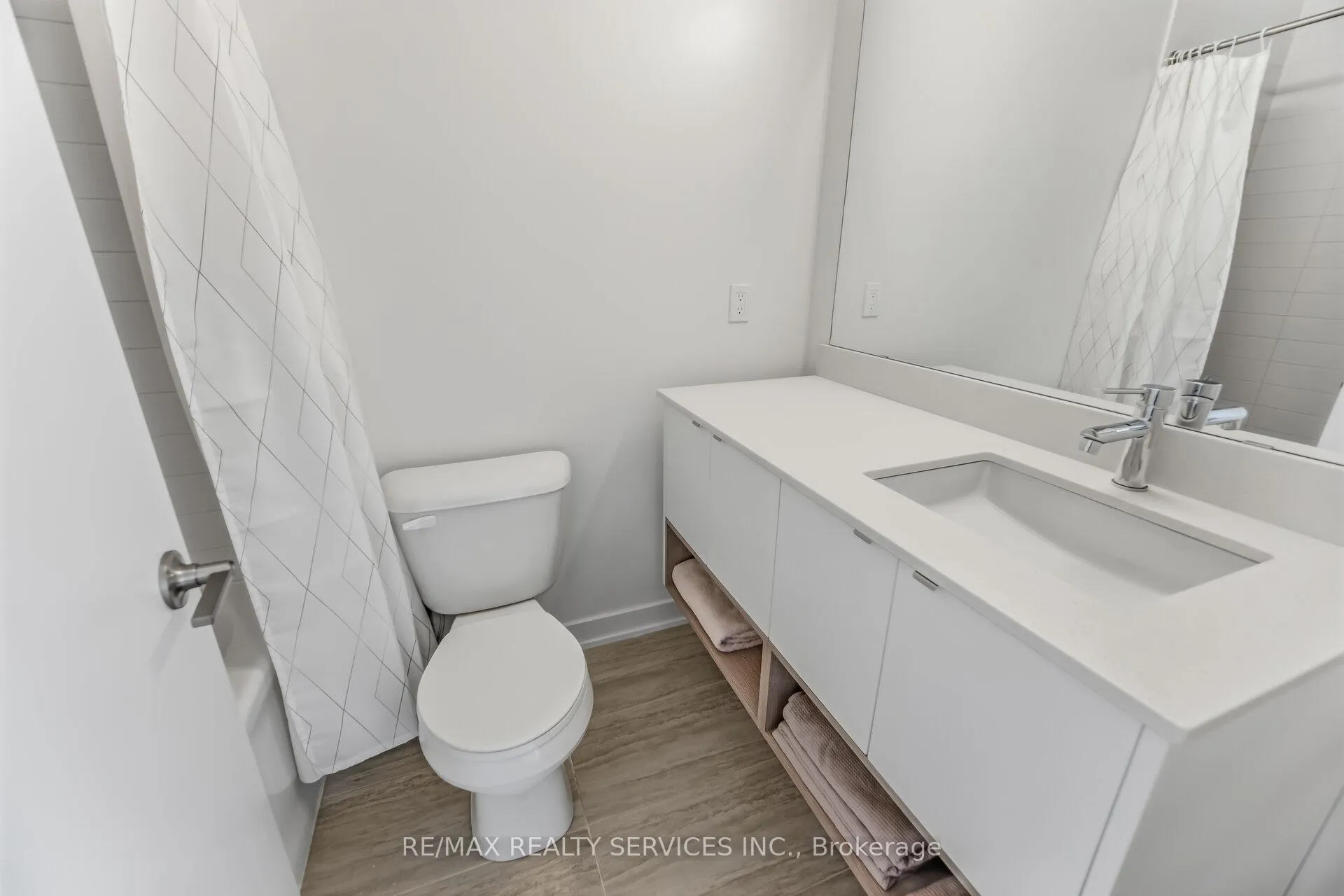 Photo 43 of Unit 80, 1121 Cooke Boulevard, Burlington, LaSalle — HOMEH