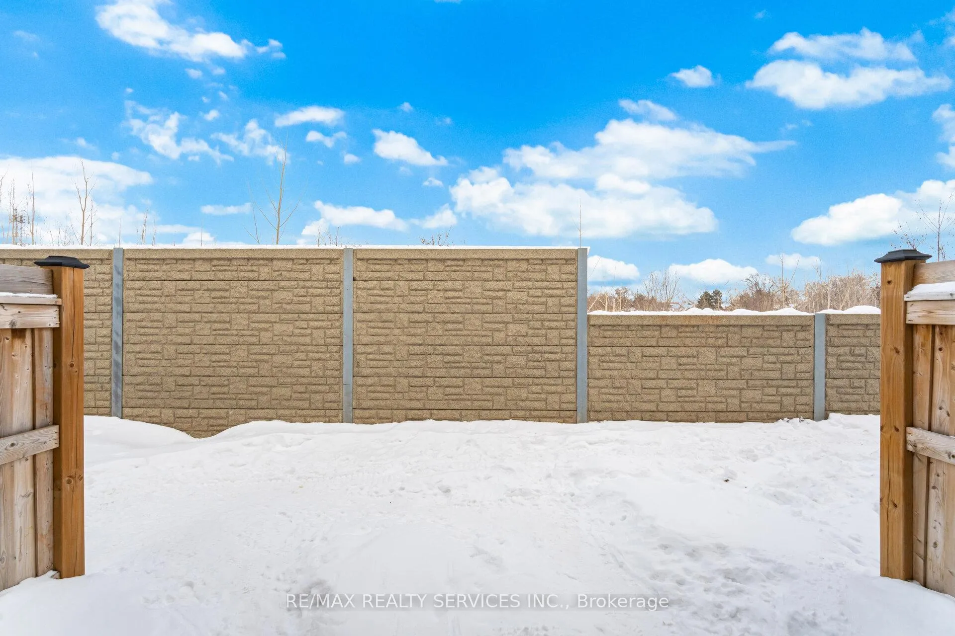 Photo 48 of Unit 80, 1121 Cooke Boulevard, Burlington, LaSalle — HOMEH