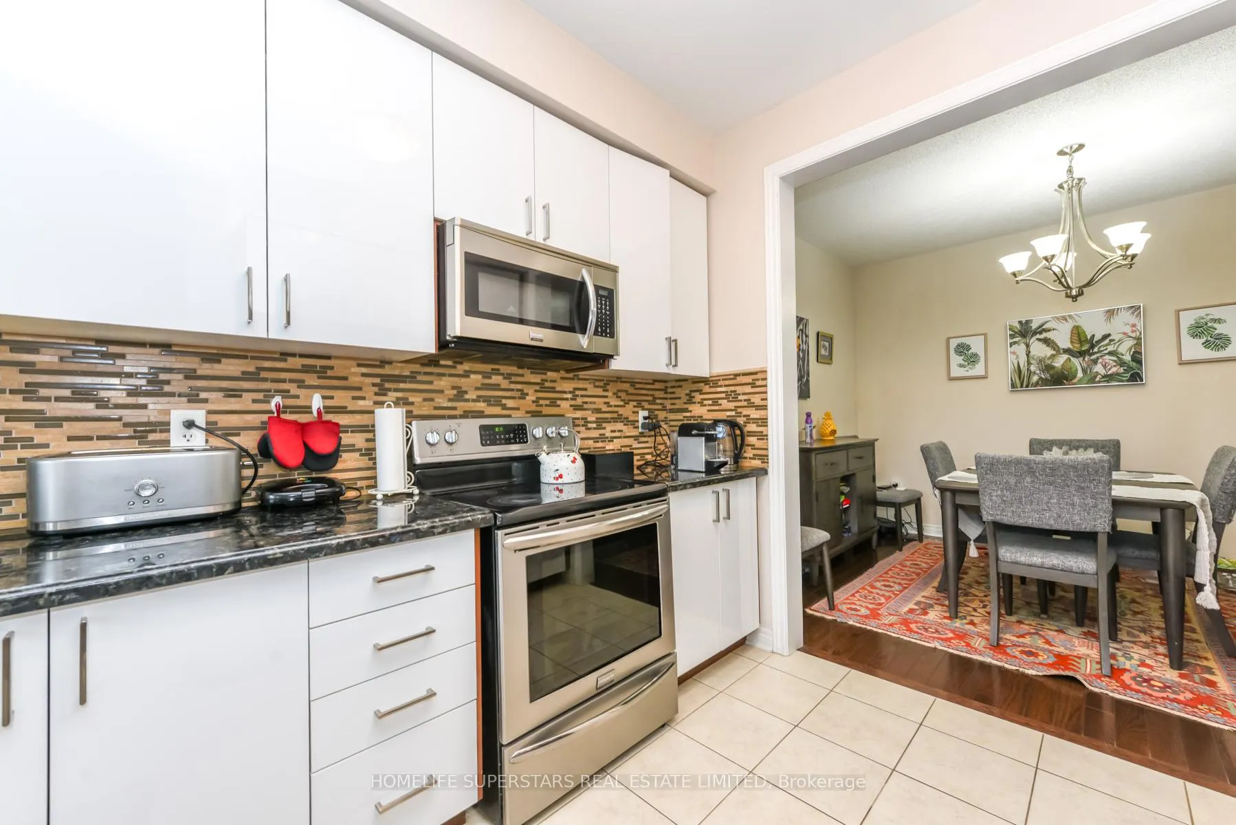 Photo 16 of Unit 19, 2019 Trawden Way, Oakville, Bronte Creek — HOMEH