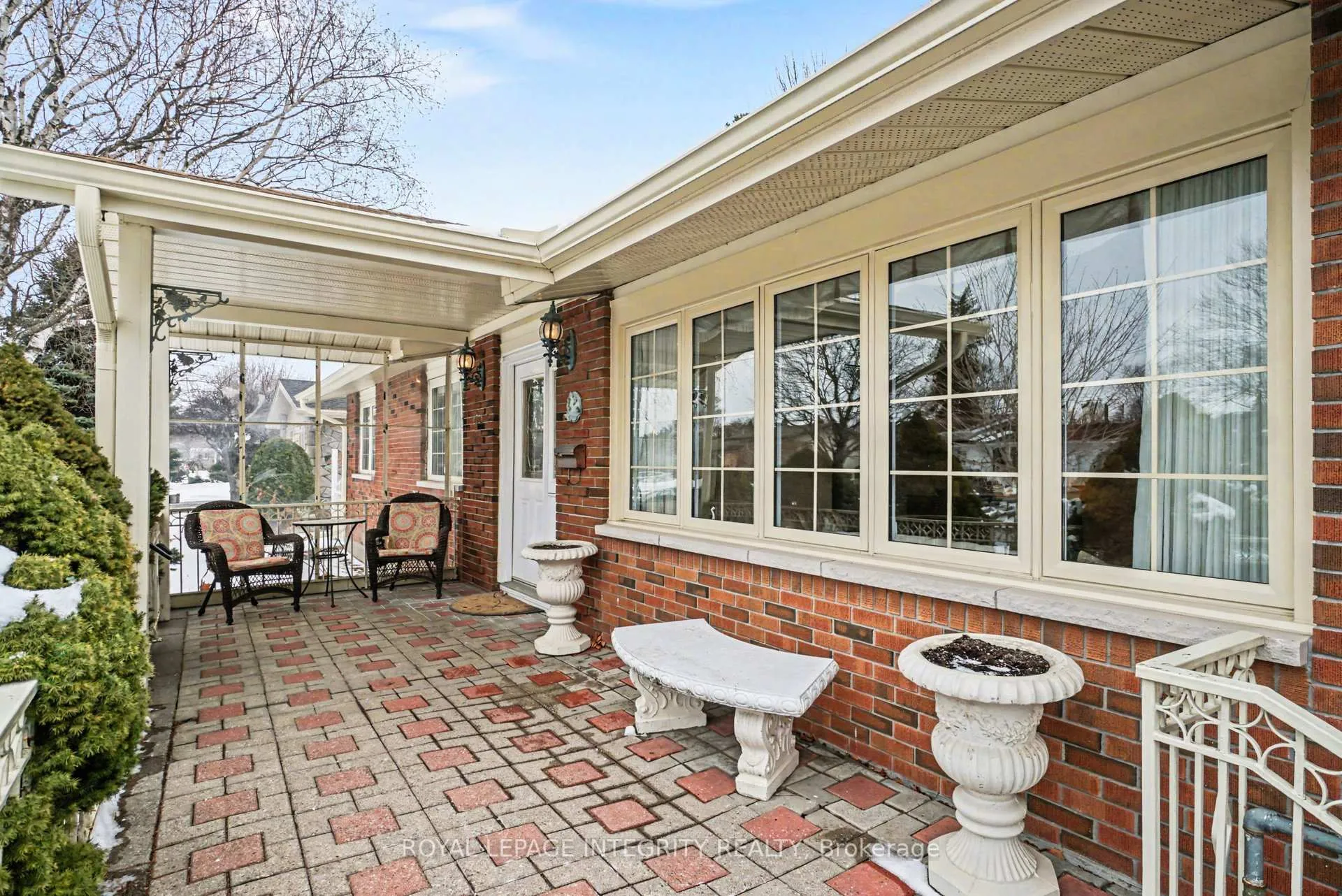 Photo 2 of 50 Higwood Drive, Ottawa, City View/Skyline/Fisher Heights/Parkwood Hills — HOMEH