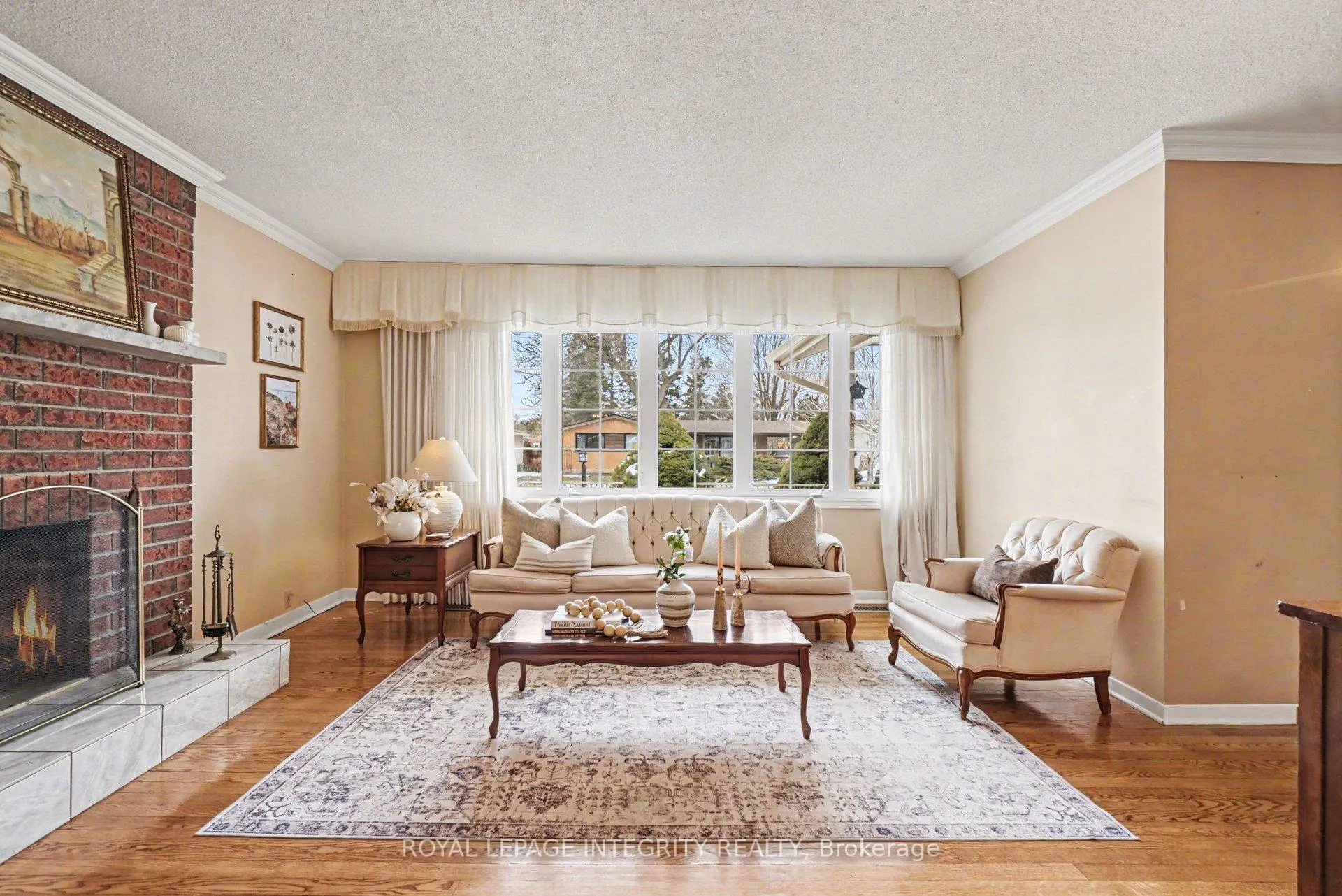 Photo 5 of 50 Higwood Drive, Ottawa, City View/Skyline/Fisher Heights/Parkwood Hills — HOMEH