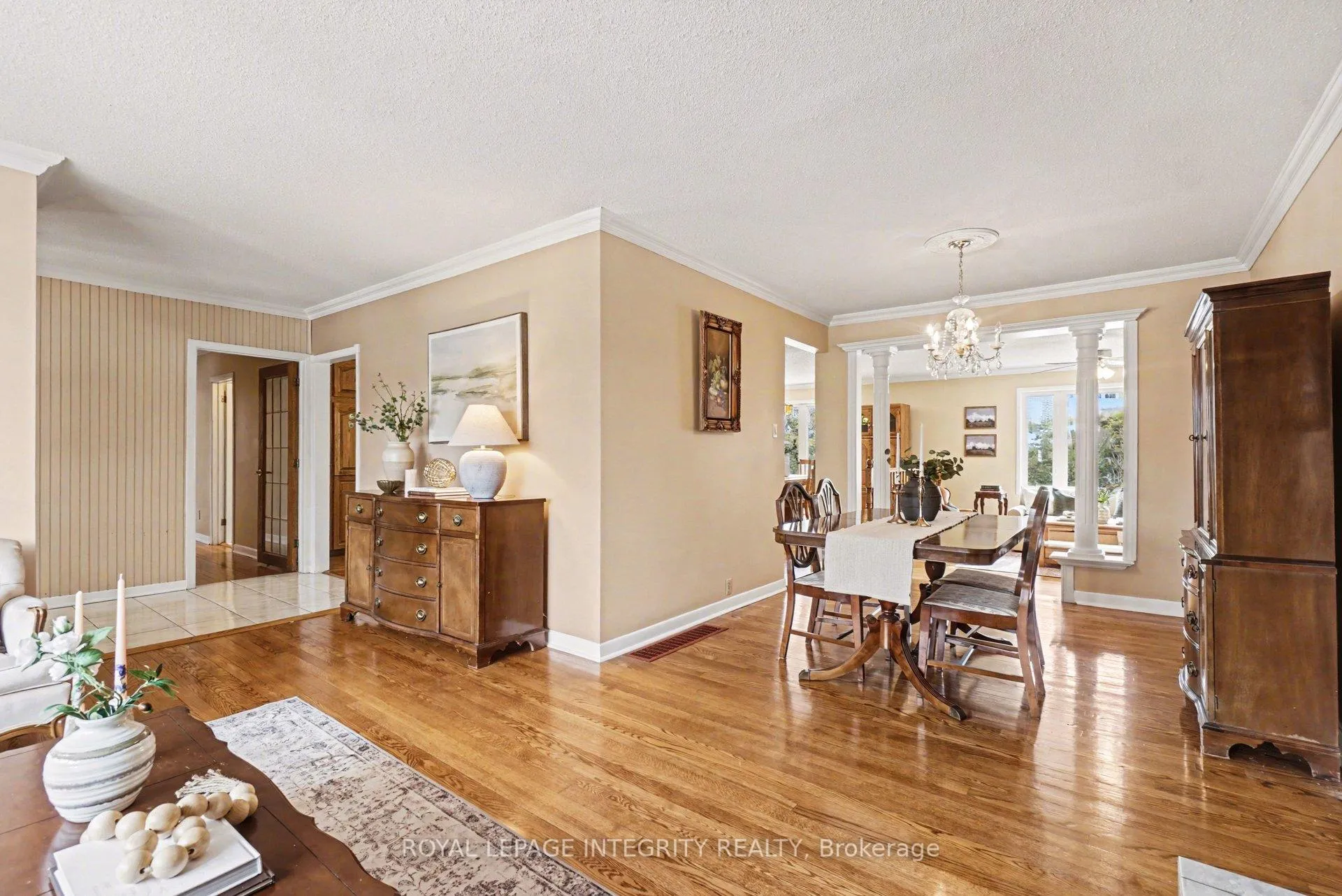 Photo 8 of 50 Higwood Drive, Ottawa, City View/Skyline/Fisher Heights/Parkwood Hills — HOMEH