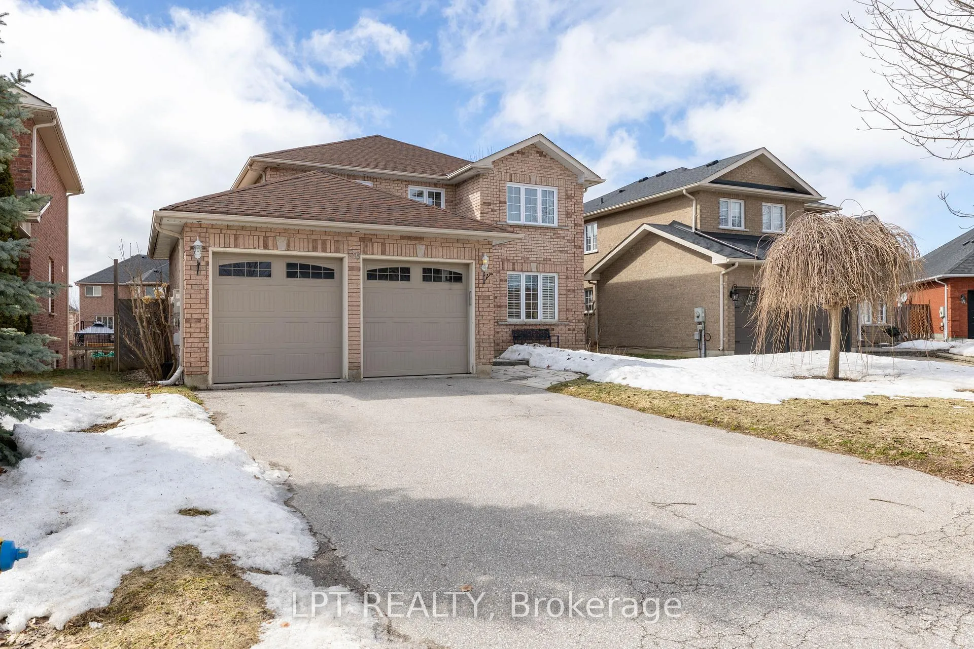 Photo 2 of 36 Ivygreen Road, Georgina, Keswick North — HOMEH