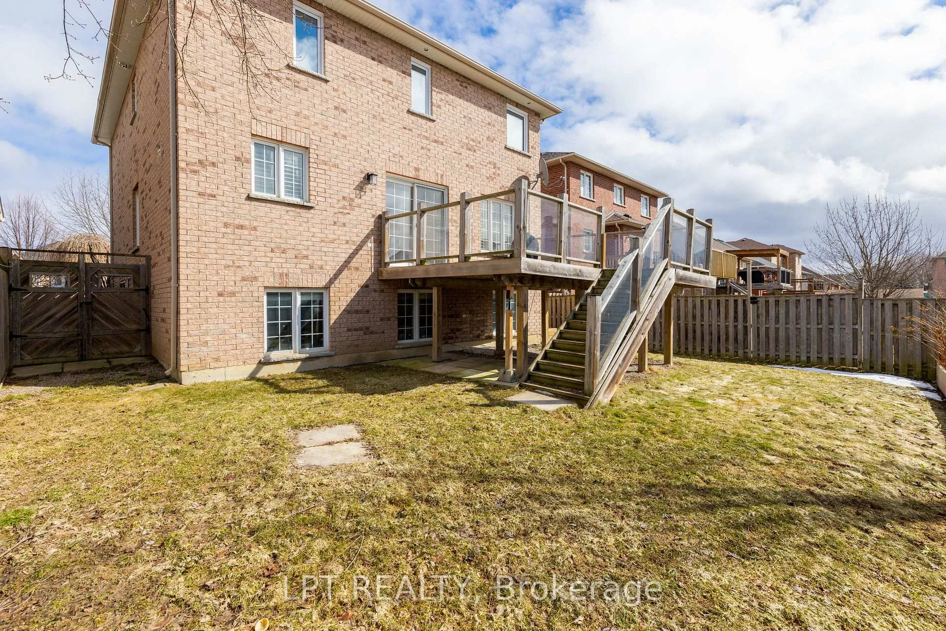 Photo 5 of 36 Ivygreen Road, Georgina, Keswick North — HOMEH