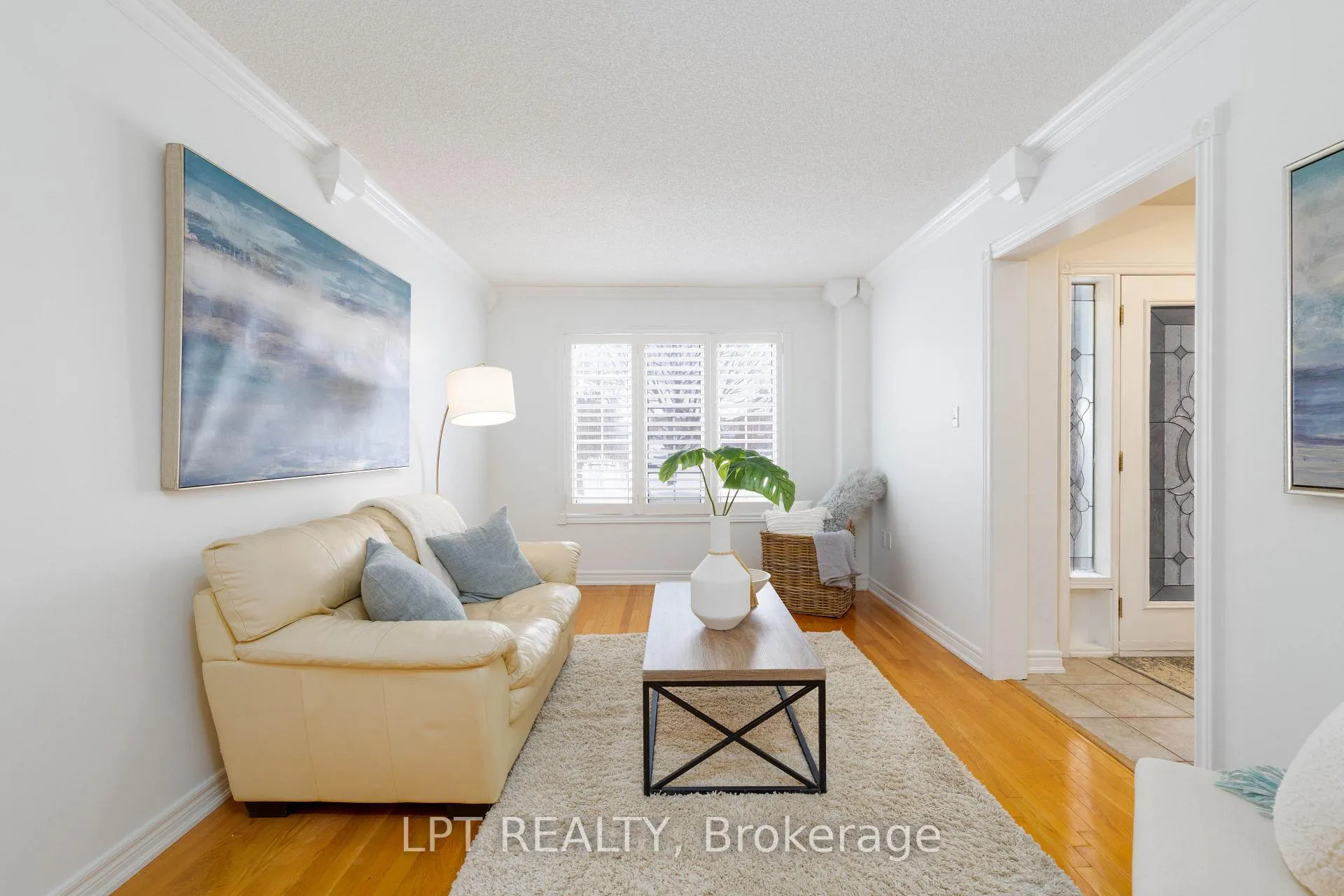 Photo 8 of 36 Ivygreen Road, Georgina, Keswick North — HOMEH