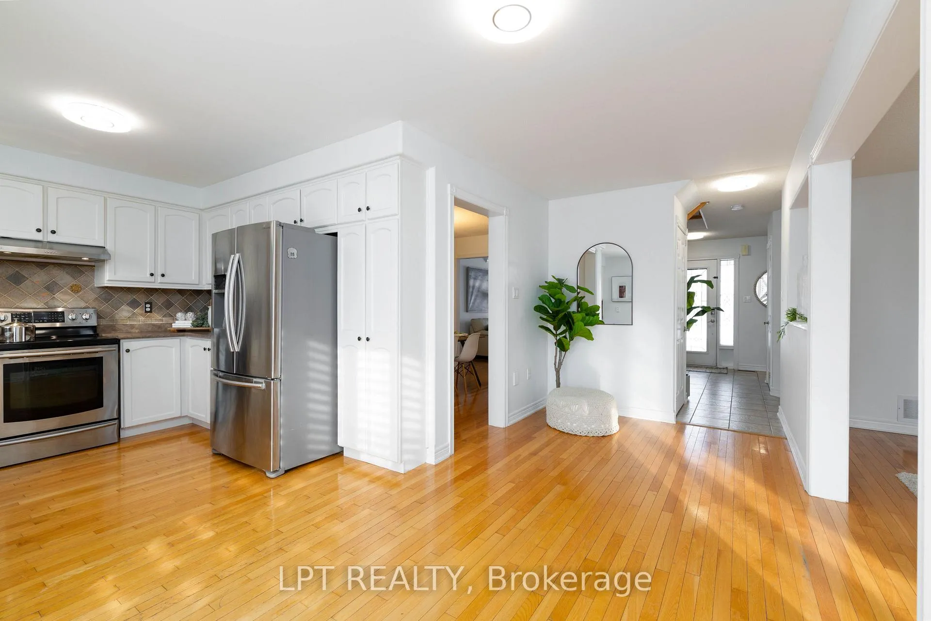 Photo 15 of 36 Ivygreen Road, Georgina, Keswick North — HOMEH