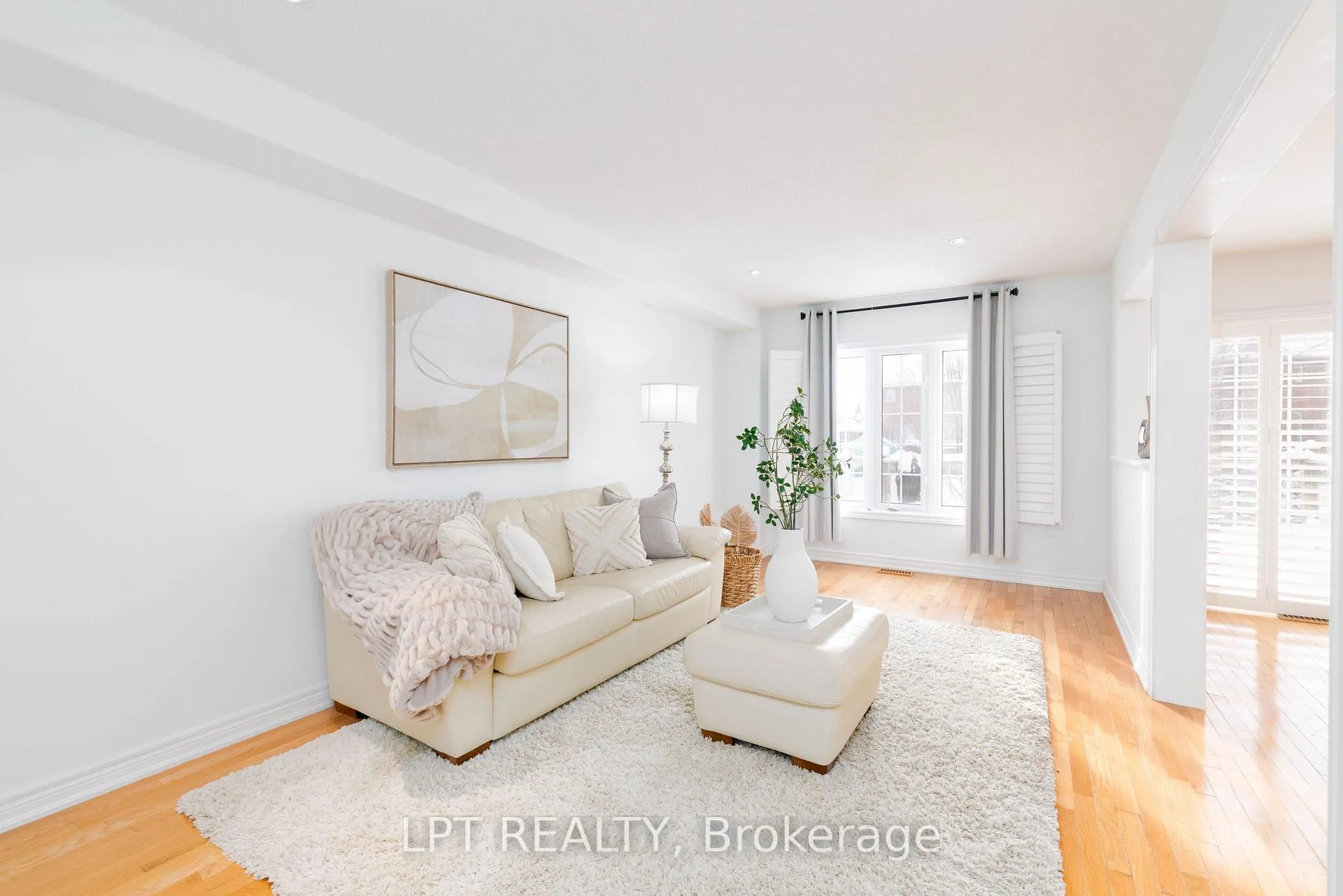 Photo 18 of 36 Ivygreen Road, Georgina, Keswick North — HOMEH