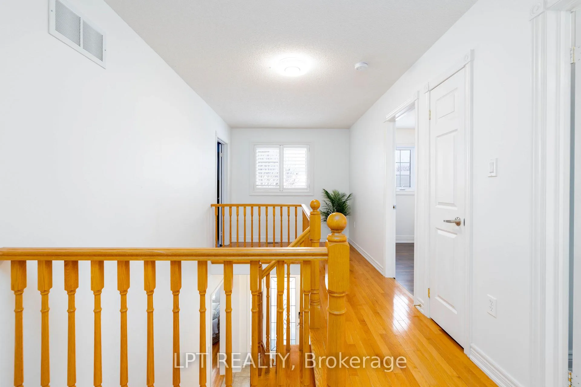Photo 21 of 36 Ivygreen Road, Georgina, Keswick North — HOMEH