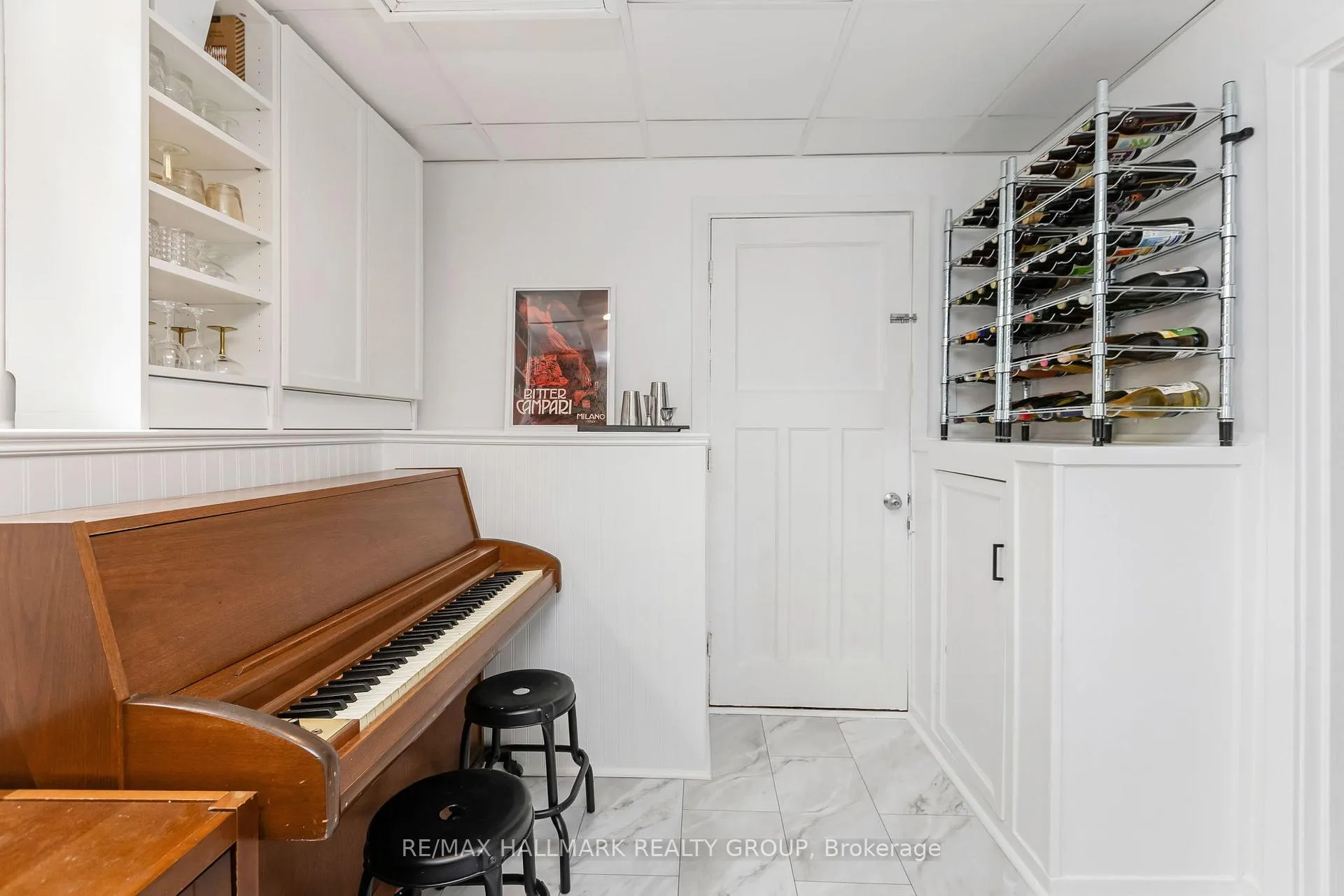 Photo 16 of 1225 Foxbar Avenue, Ottawa, Ellwood — HOMEH
