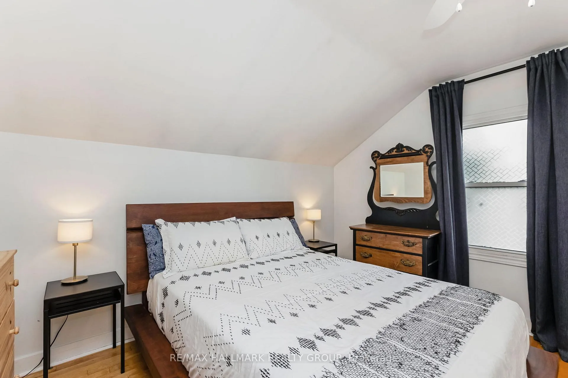 Photo 23 of 1225 Foxbar Avenue, Ottawa, Ellwood — HOMEH