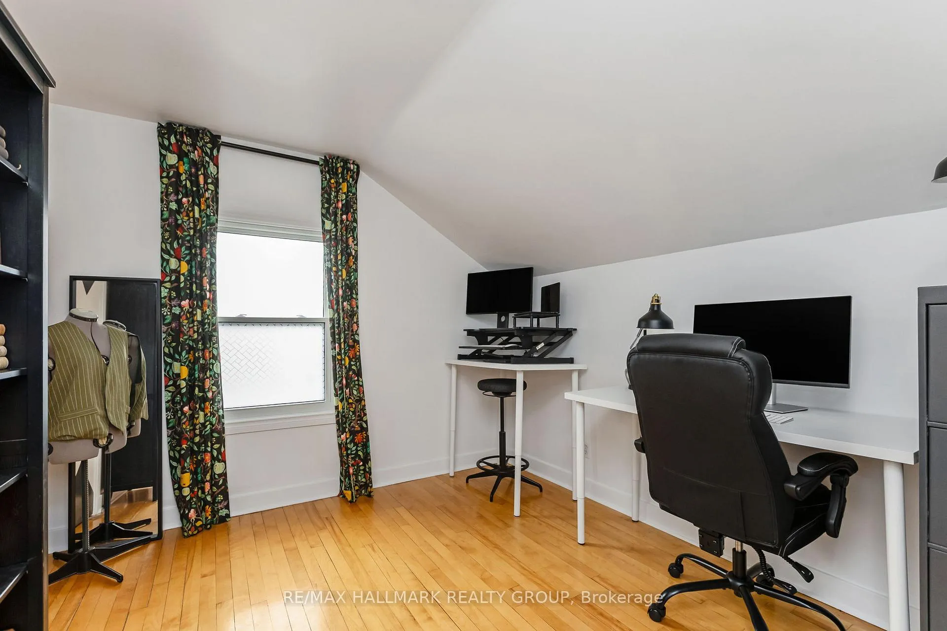 Photo 26 of 1225 Foxbar Avenue, Ottawa, Ellwood — HOMEH