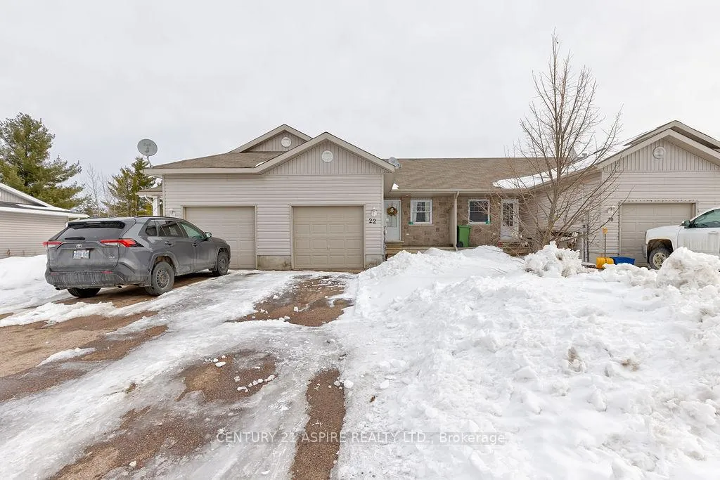 Photo 4 of 22 Wilson Avenue, Petawawa — HOMEH
