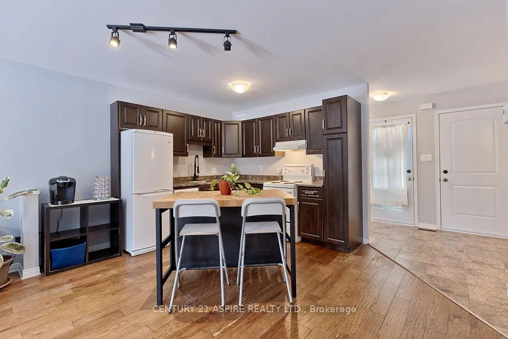 Photo 11 of 22 Wilson Avenue, Petawawa — HOMEH