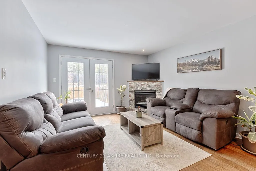 Photo 18 of 22 Wilson Avenue, Petawawa — HOMEH