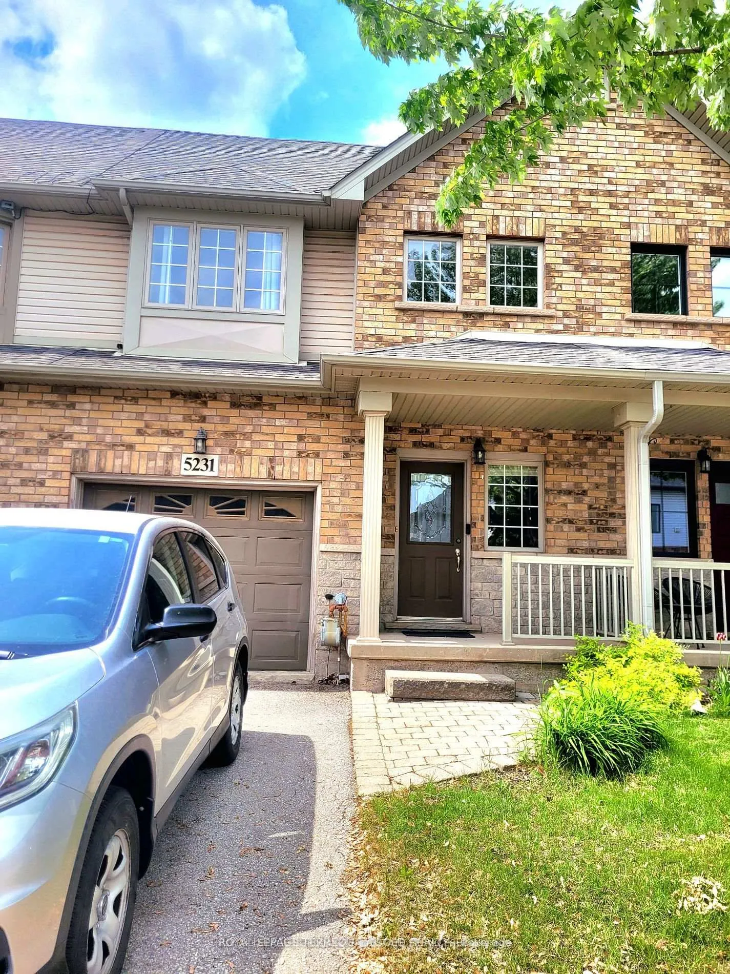 Front of 5231 Autumn Harvest Way