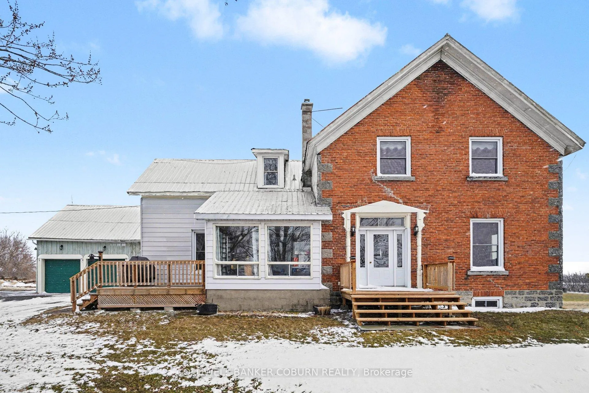Photo 2 of 2327 31 Highway, North Dundas, North Dundas (Winchester) Twp — HOMEH