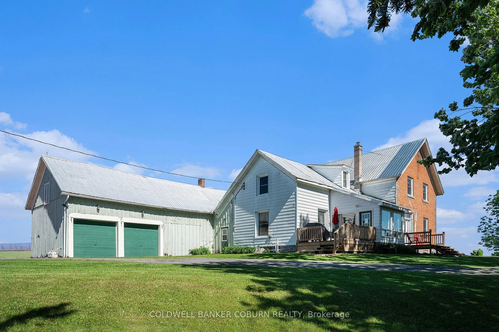 Photo 4 of 2327 31 Highway, North Dundas, North Dundas (Winchester) Twp — HOMEH